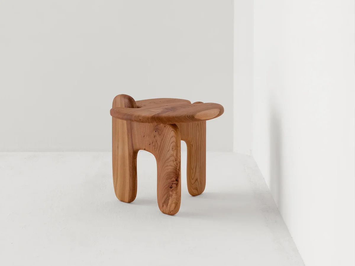 FAYE TOOGOOD PALETTE SIDE TABLE / LIMED OAK H19.3" x W20.5" x D20.1"
