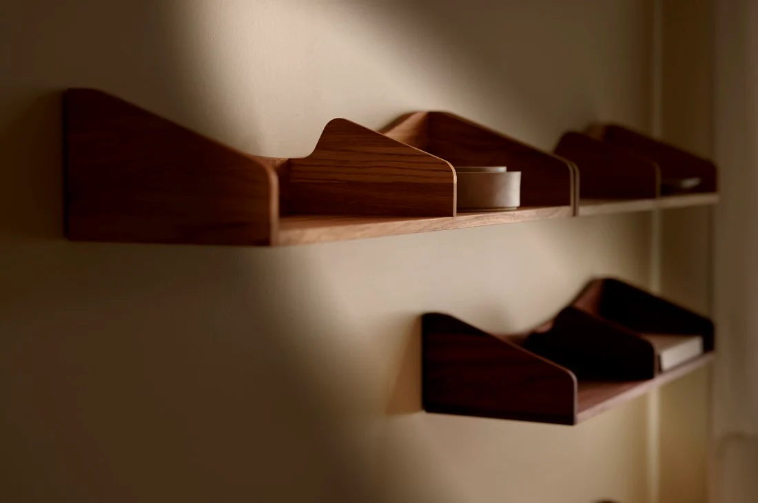FINN JUHL THE HULSØ SHELF L35.4" x D10.4" x H6.4" - Image 6