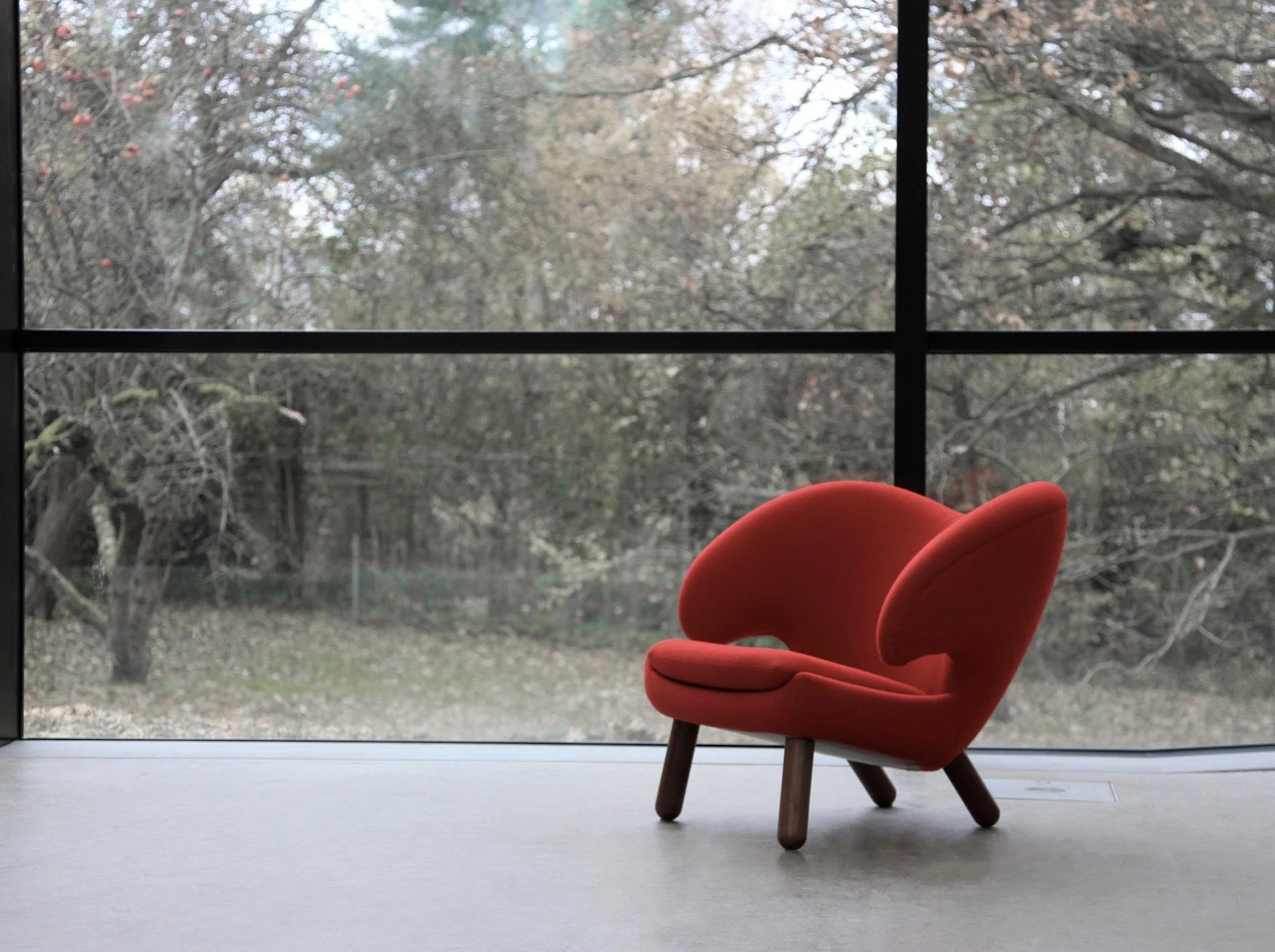 FINN JUHL THE PELICAN CHAIR W33.5" x D30" x H27" x SH14.5" - Image 4