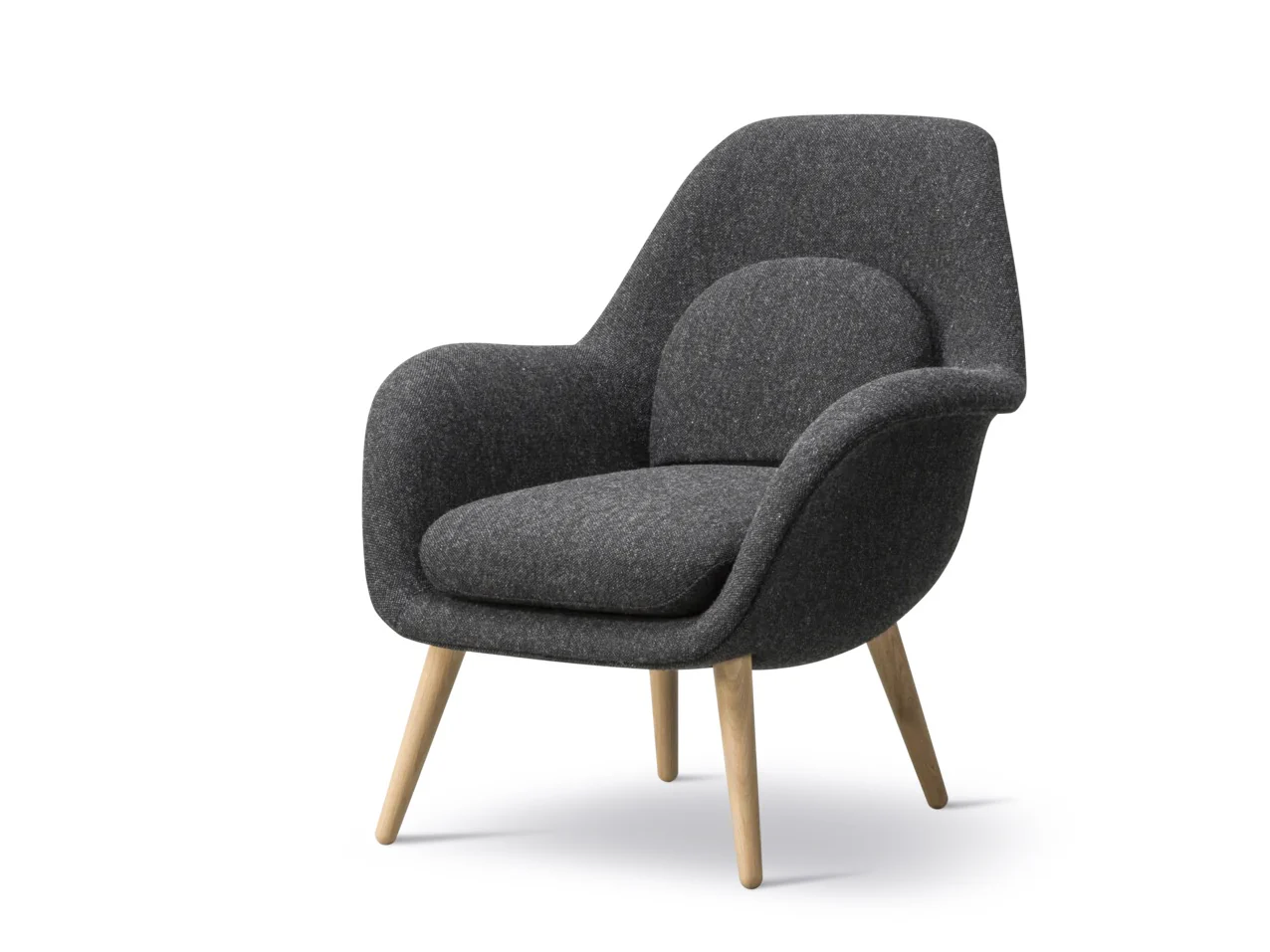 FREDERICIA SPACE COPENHAGEN PETITE SWOON CHAIR W29.92" x D30.71" x H33.46" - Image 4