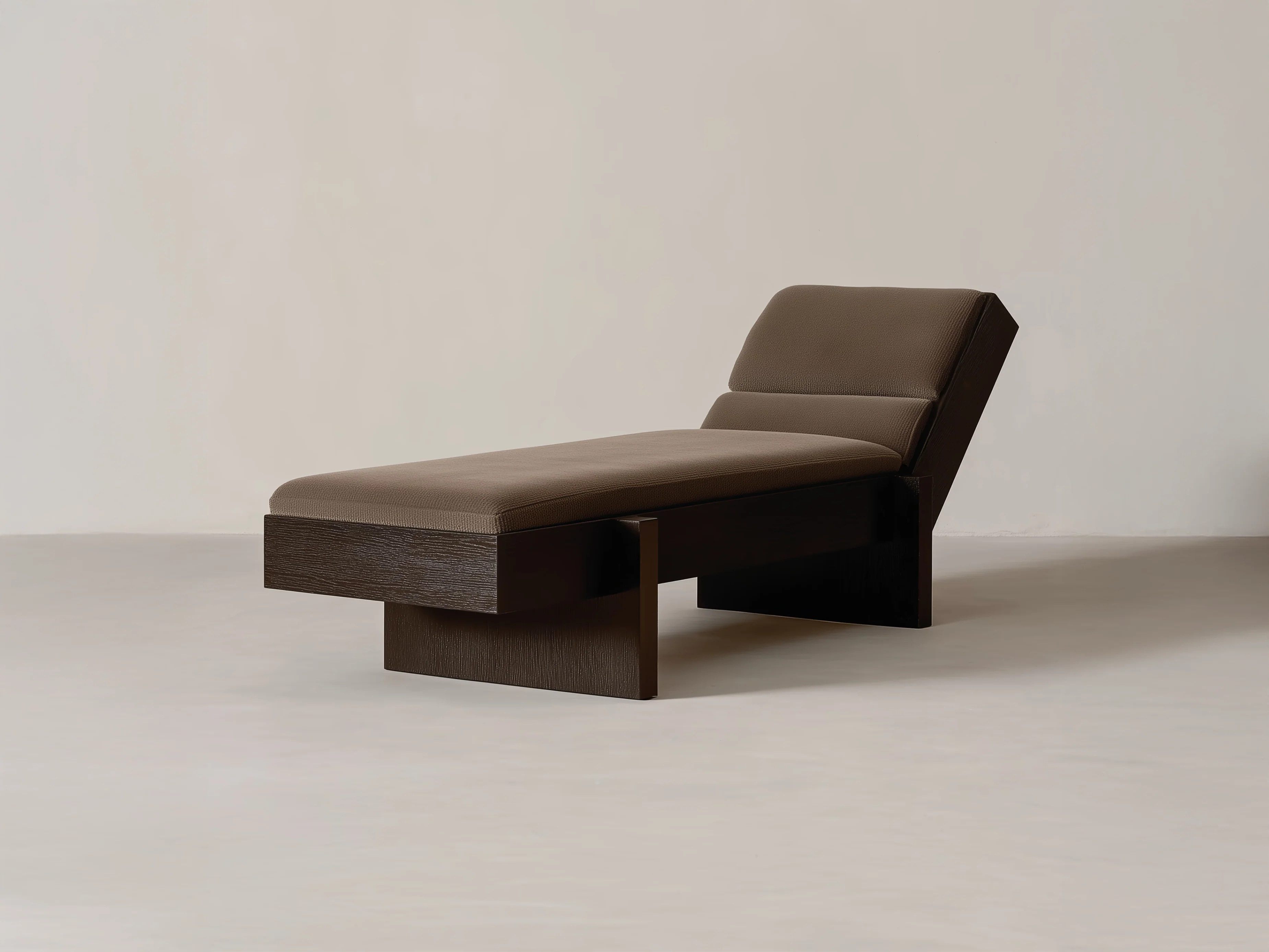 GALERIE NAINOA ANDO LOUNGE CHAIR 02 W71.75" x D29.5" x H29.5" x SH17.75"