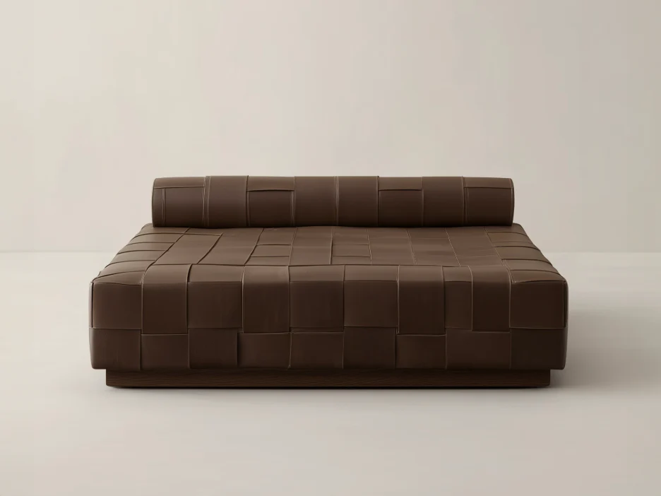 GALERIE NAINOA ARDEN DAYBED 01 W66.75" x D75" x H18.75"