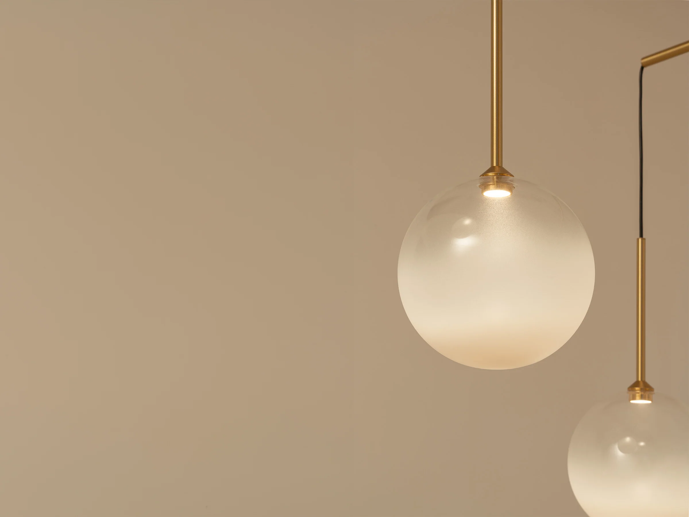 GIOPATO & COOMBES DEWDROPS 5 CHANDELIER W29" x H45" x D20 - Image 4