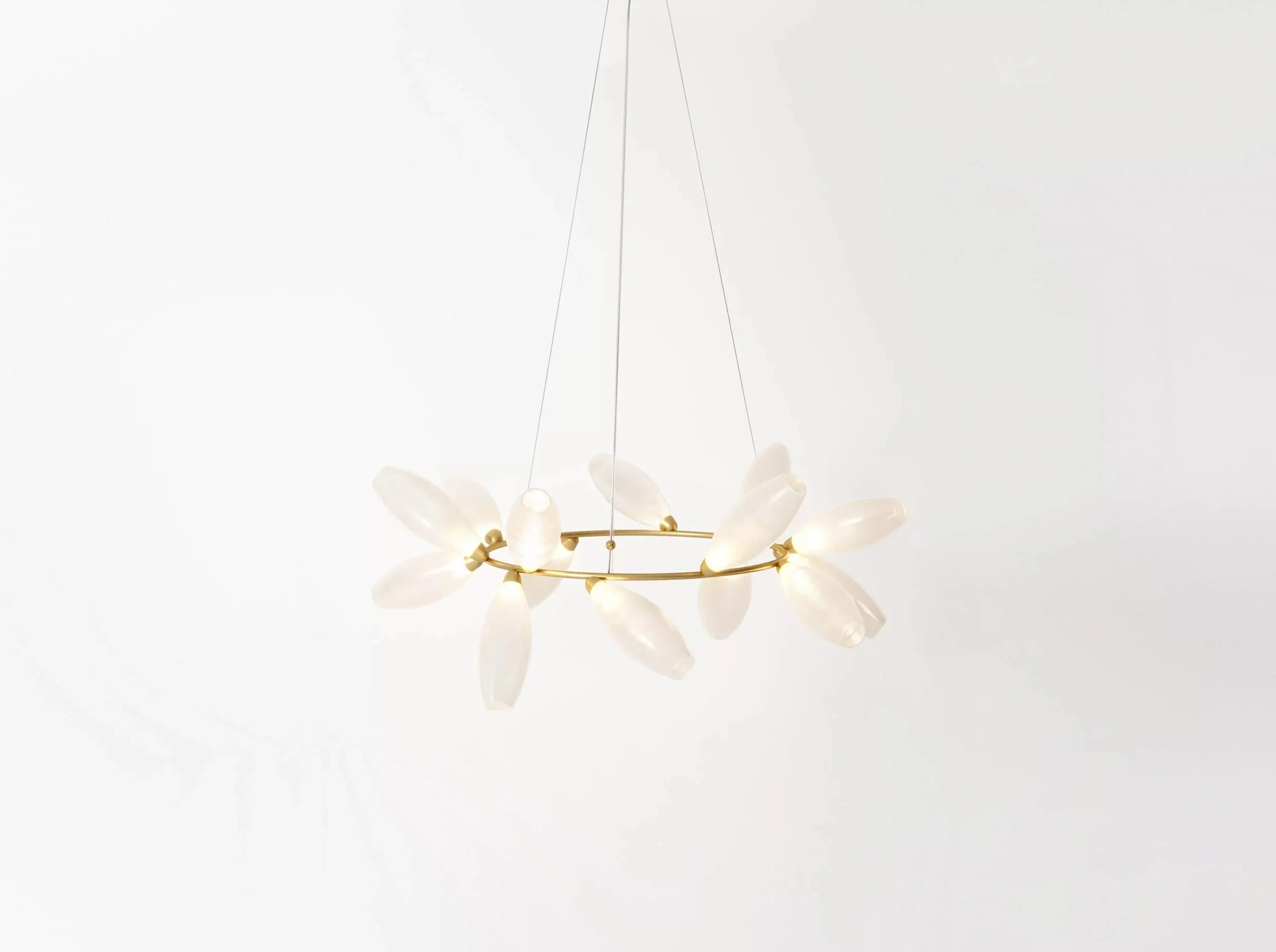 GIOPATO & COOMBES GEM RING CHANDELIER 14 / SMALL Ă46" x H19.5"