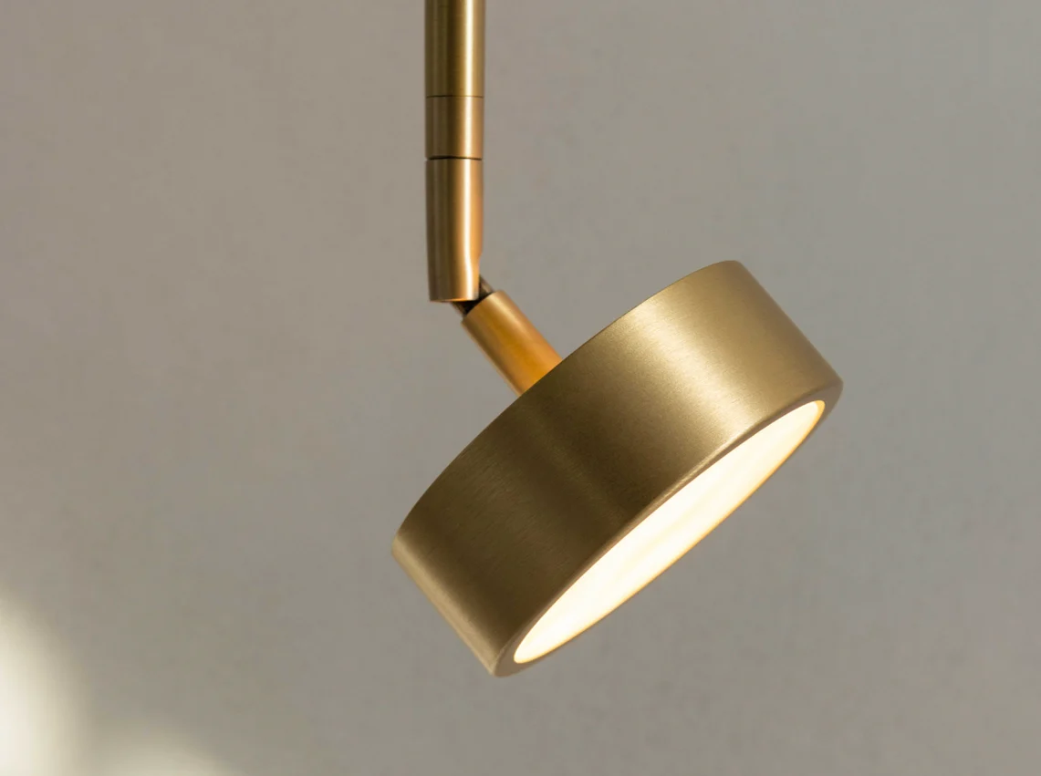 GIOPATO & COOMBES SOFTSPOT WALL VERTICAL SCONCE / ARTICULATING Ø4" x D8.5" x H10.5" - Image 3