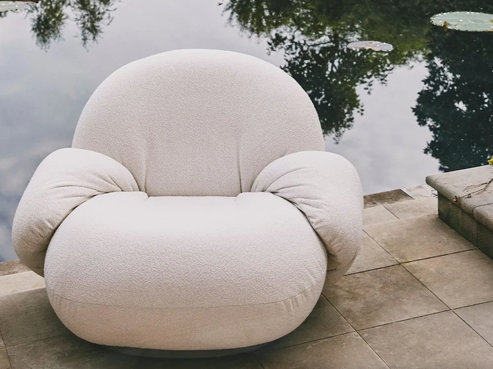 GUBI PACHA OUTDOOR LOUNGE WITH ARMRESTS W39" x D33.5" x H25.5" x SH14.5" - Image 2