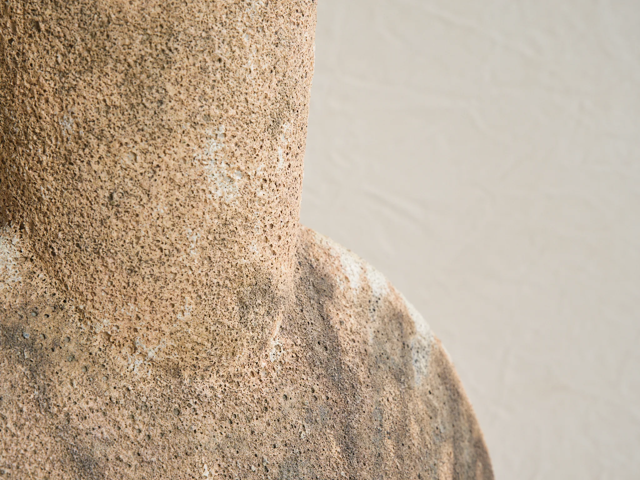 HEATHER ROSENMAN LETO HERO / TERRA LAVA W22" x H34" x D10" - Image 6