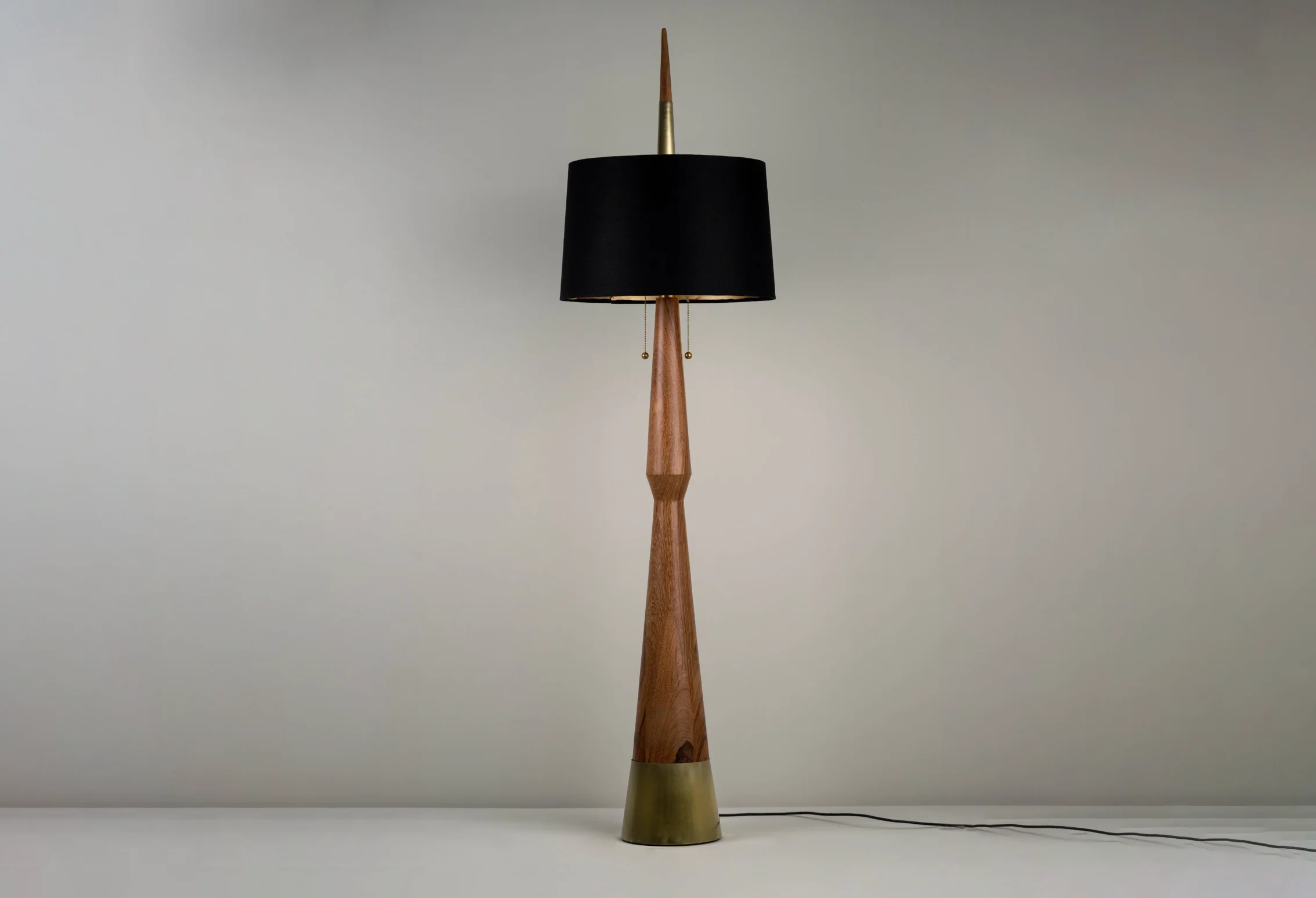 ISABEL MONCADA APOLO FLOOR LAMP H82.5" x Ă22"