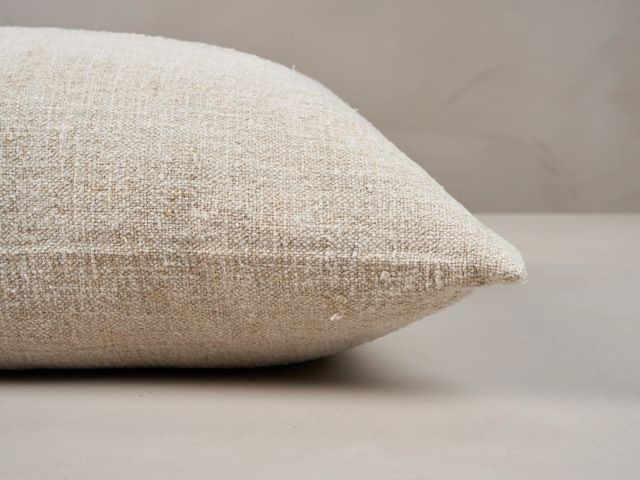 ISABELLE YAMAMOTO DYED HEMP CUSHIONS / NATURAL - Image 4