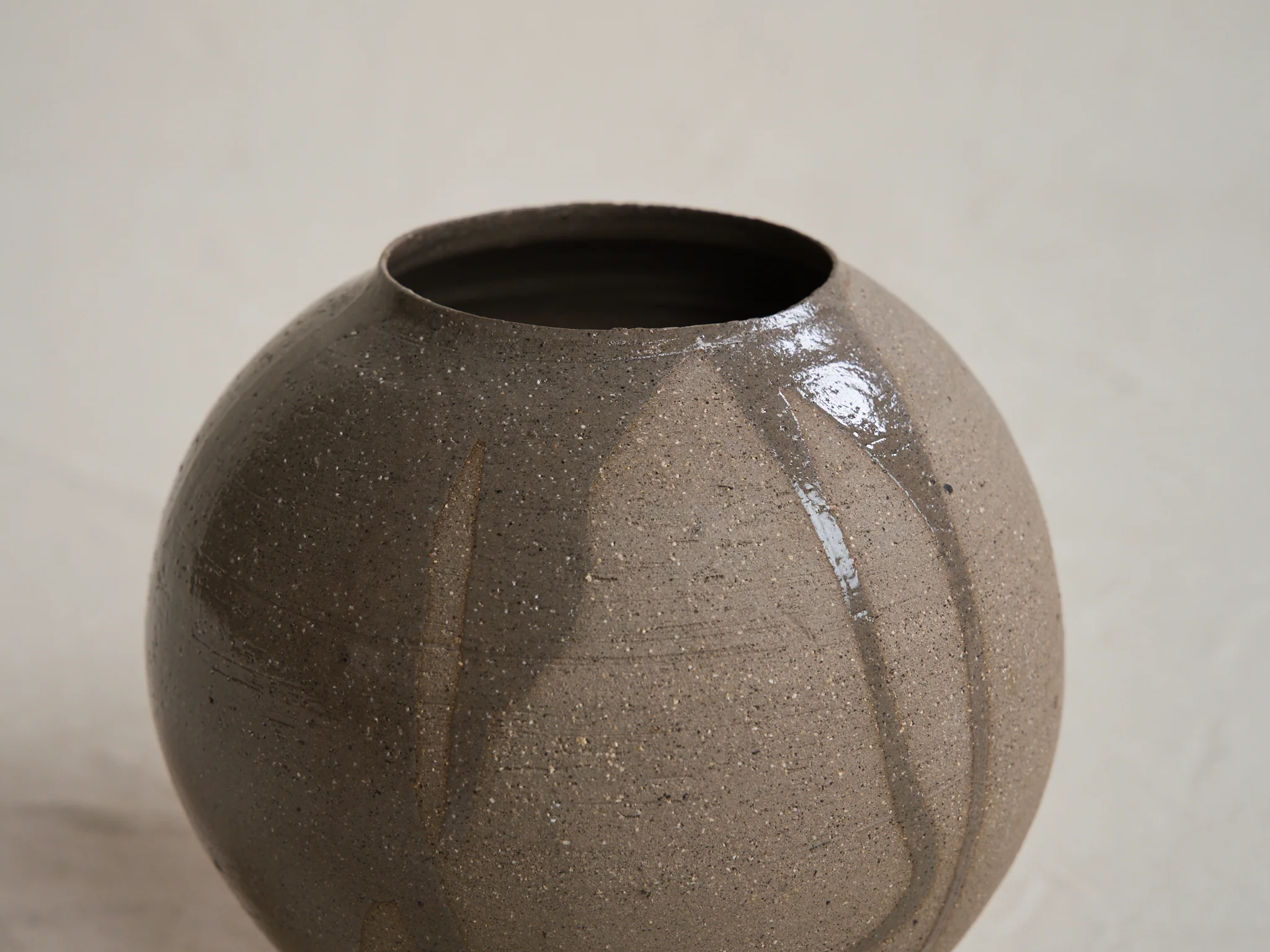 JODIE FRIED VESSEL NO.4 / ASH H7.5" - Image 3
