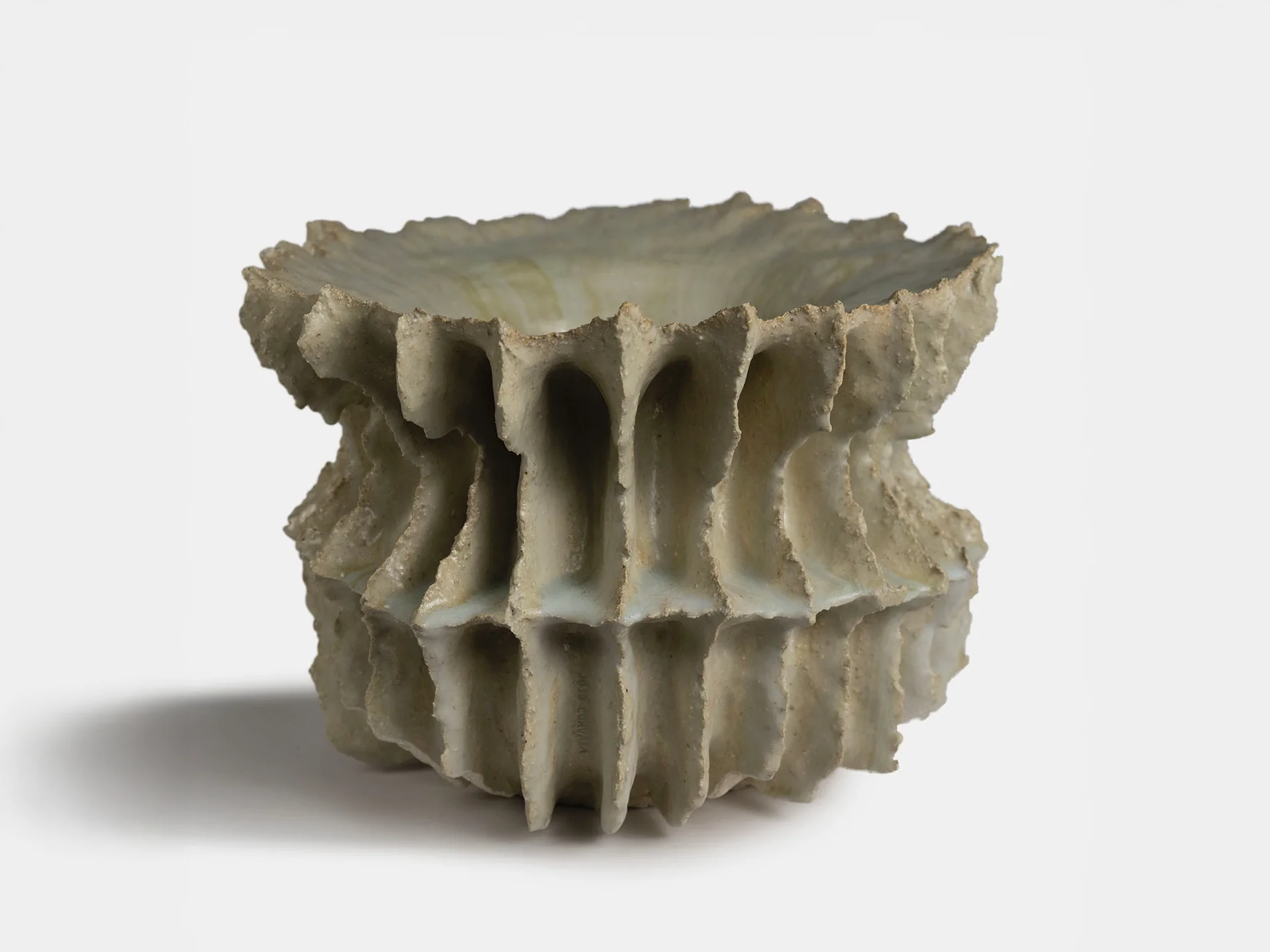 JOJO CORVÄIÁ KUWABATA VESSEL W-1461 W15" x D15" x H10"