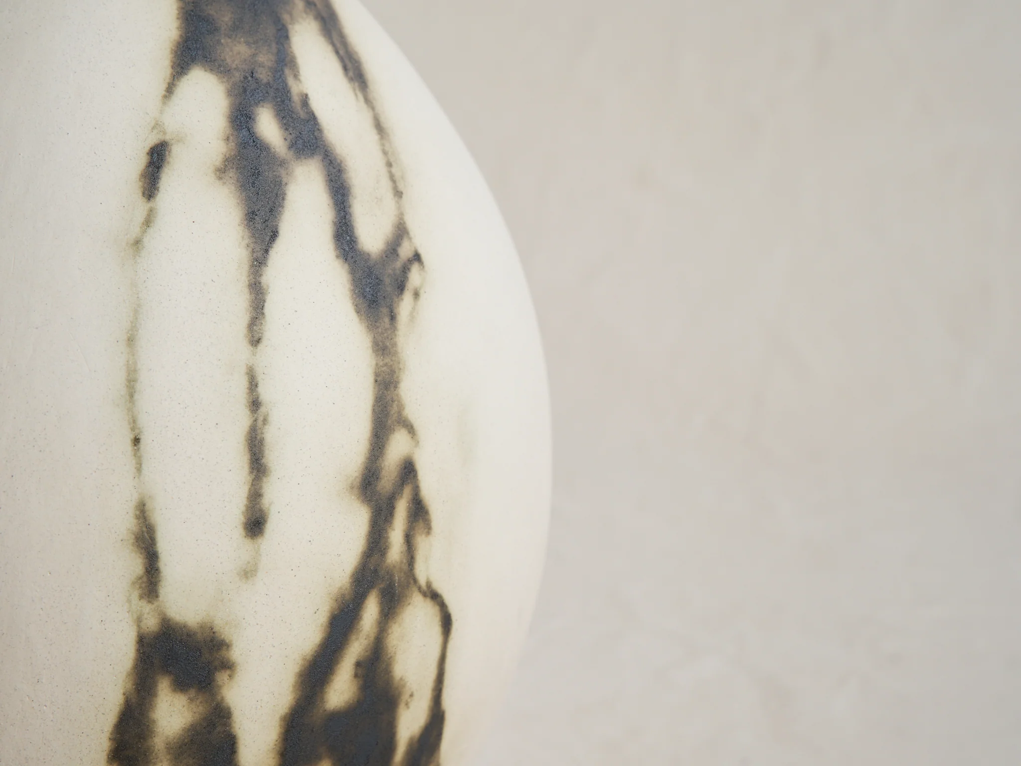 KATAYONE ADELI STAINED RAW SERIES II NO.2 OVAL VESSEL Ø9" x H14" - Image 5