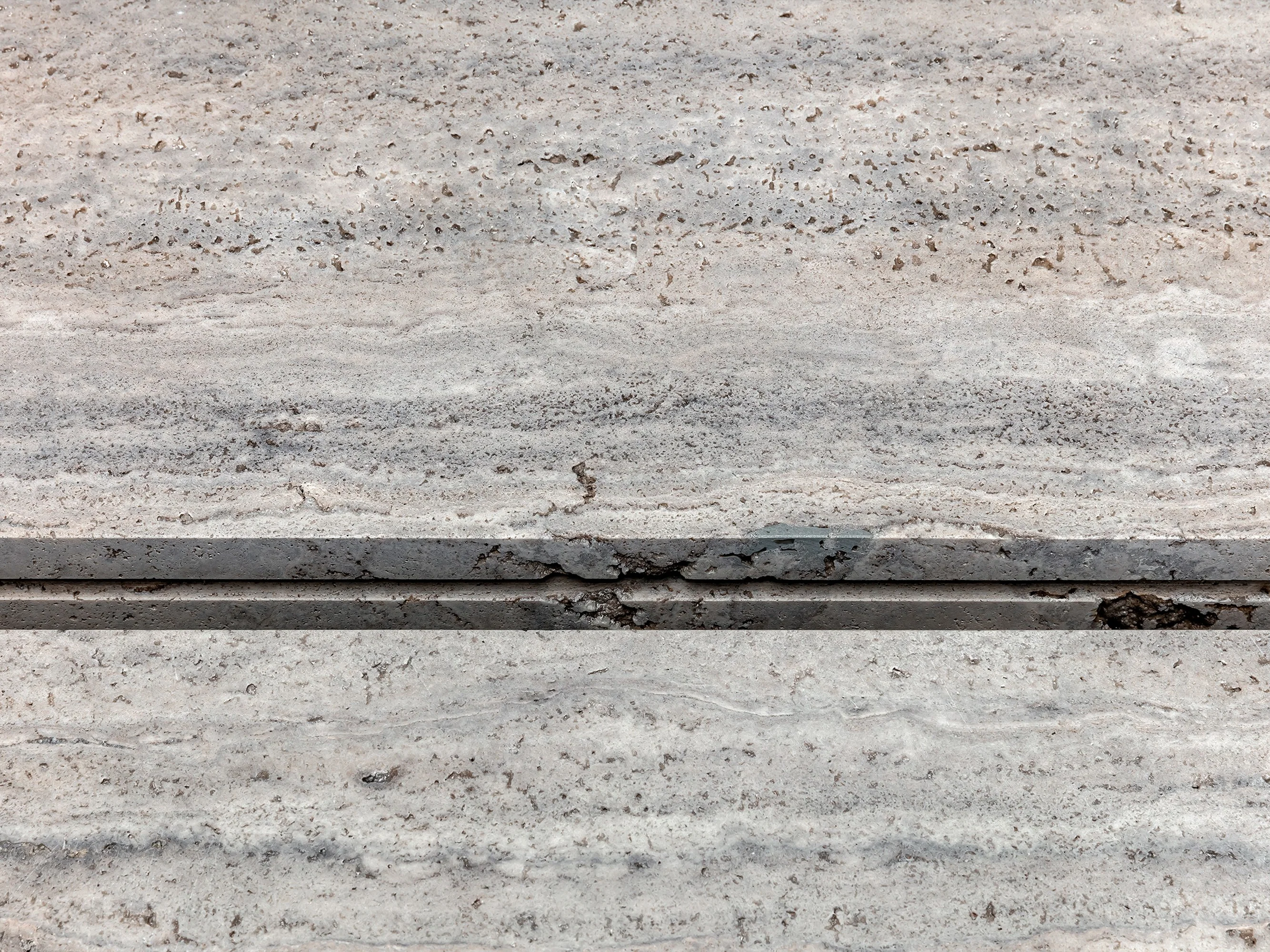 KERSTENS RIFT DINING TABLE / STONE - Image 5
