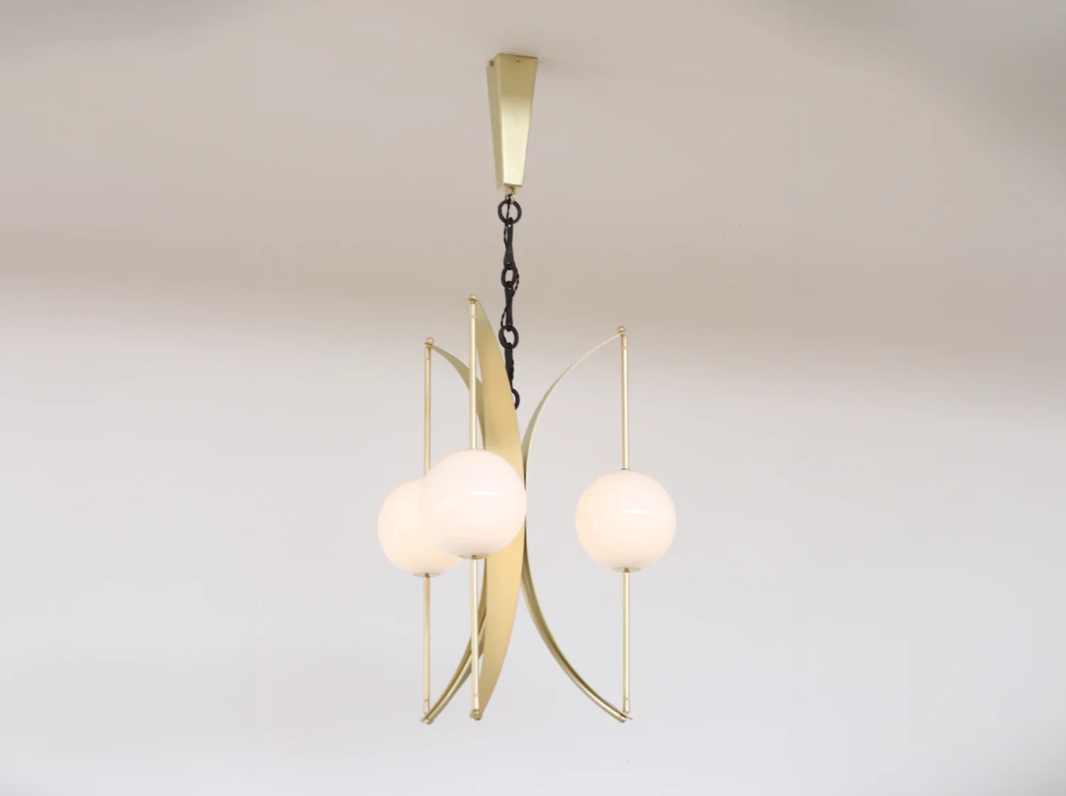 LOST PROFILE ALTUS PENDANT 750 H29.3" x Ø28.1"