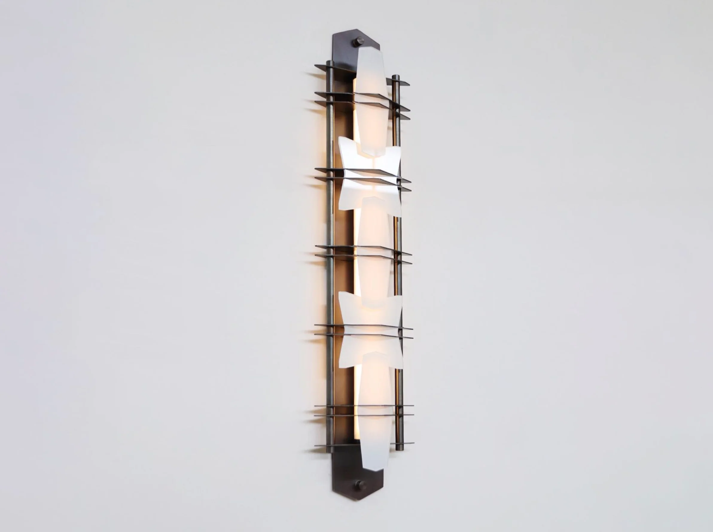 LOST PROFILE COVENANT FIVE TIER SCONCE H28.3" x W7" x D2.6"
