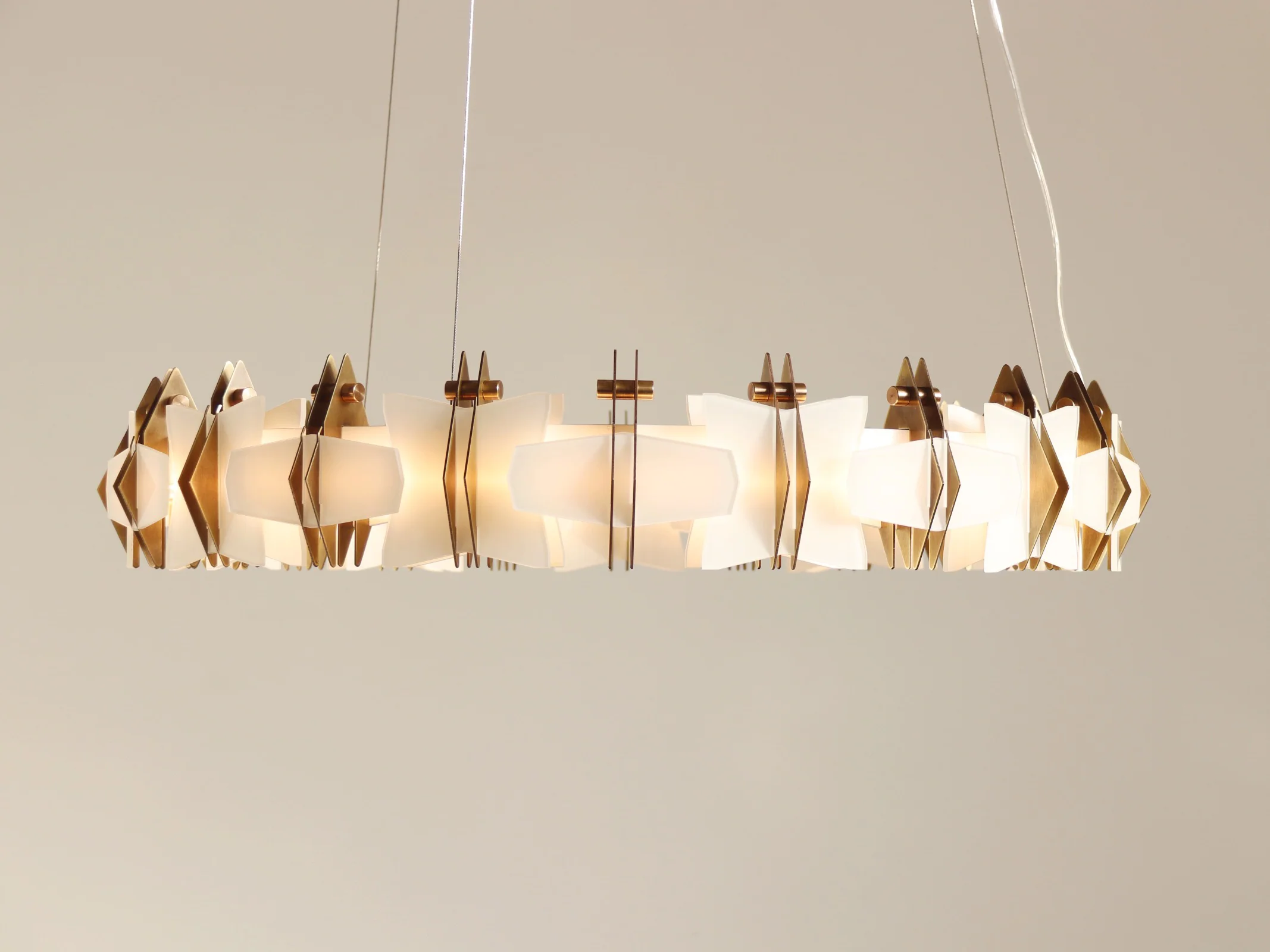 LOST PROFILE COVENANT 750 PENDANT Ø29.5" x H5.7"