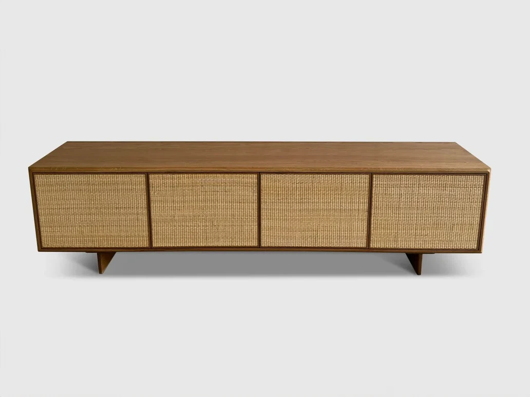 LUTECA AUGUSTO CONSOLE W80" x D18" x H21"