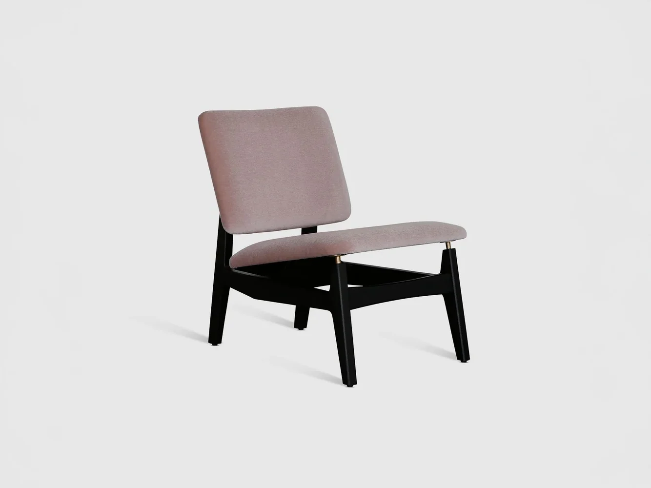 LUTECA CORTES LOUNGE CHAIR W22.5" x D31" x H29.75" x SH16"