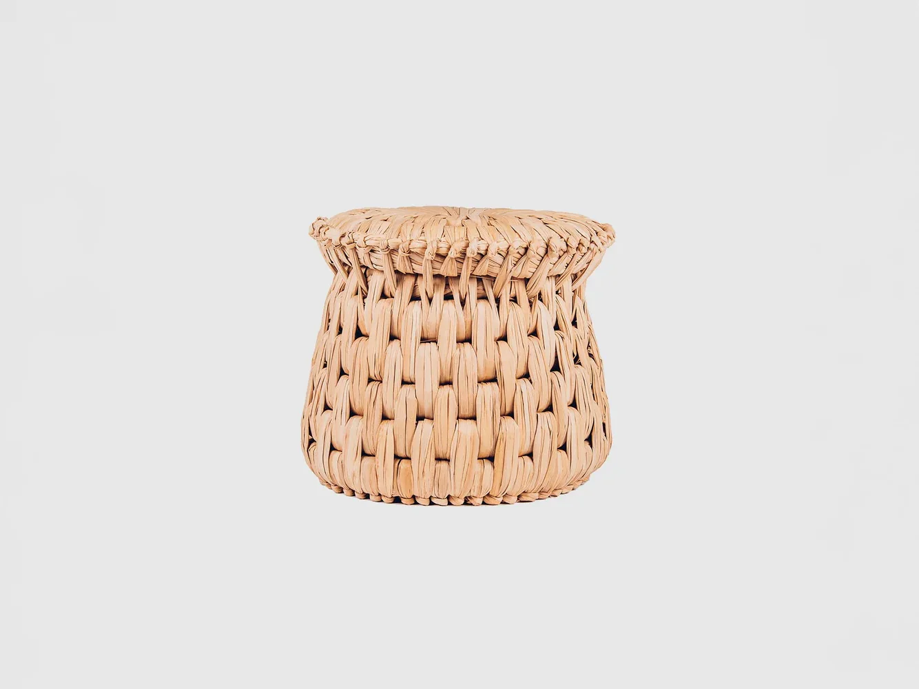 LUTECA WOVEN TULE STOOL / SMALL Ø18" x H16.5"