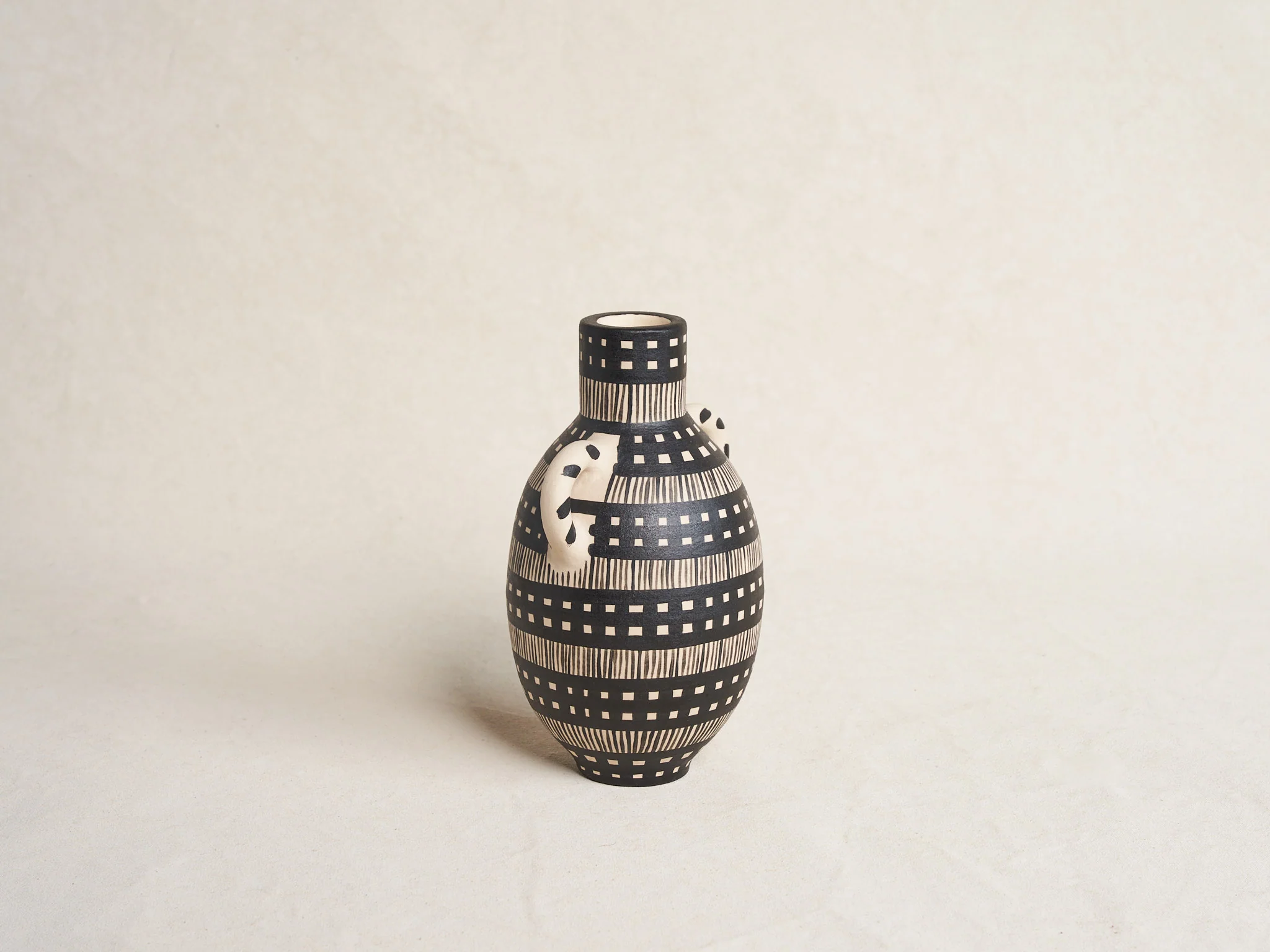 LYDIA HARDWICK POT 18 H9" - Image 2