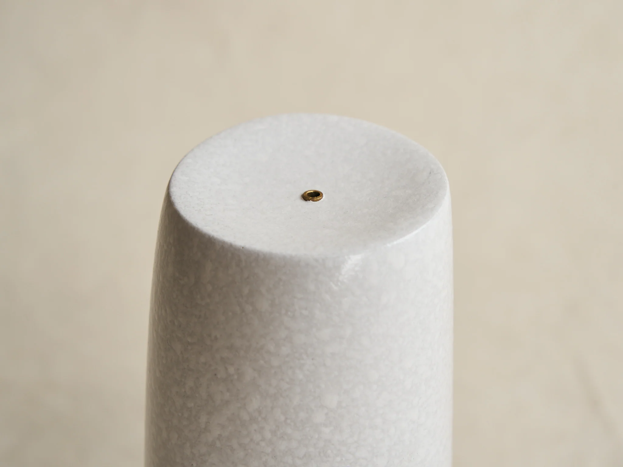 MALGARZOTA BANY TAKE INCENSE STAND / WINTER Ø3.5" x H8" - Image 4