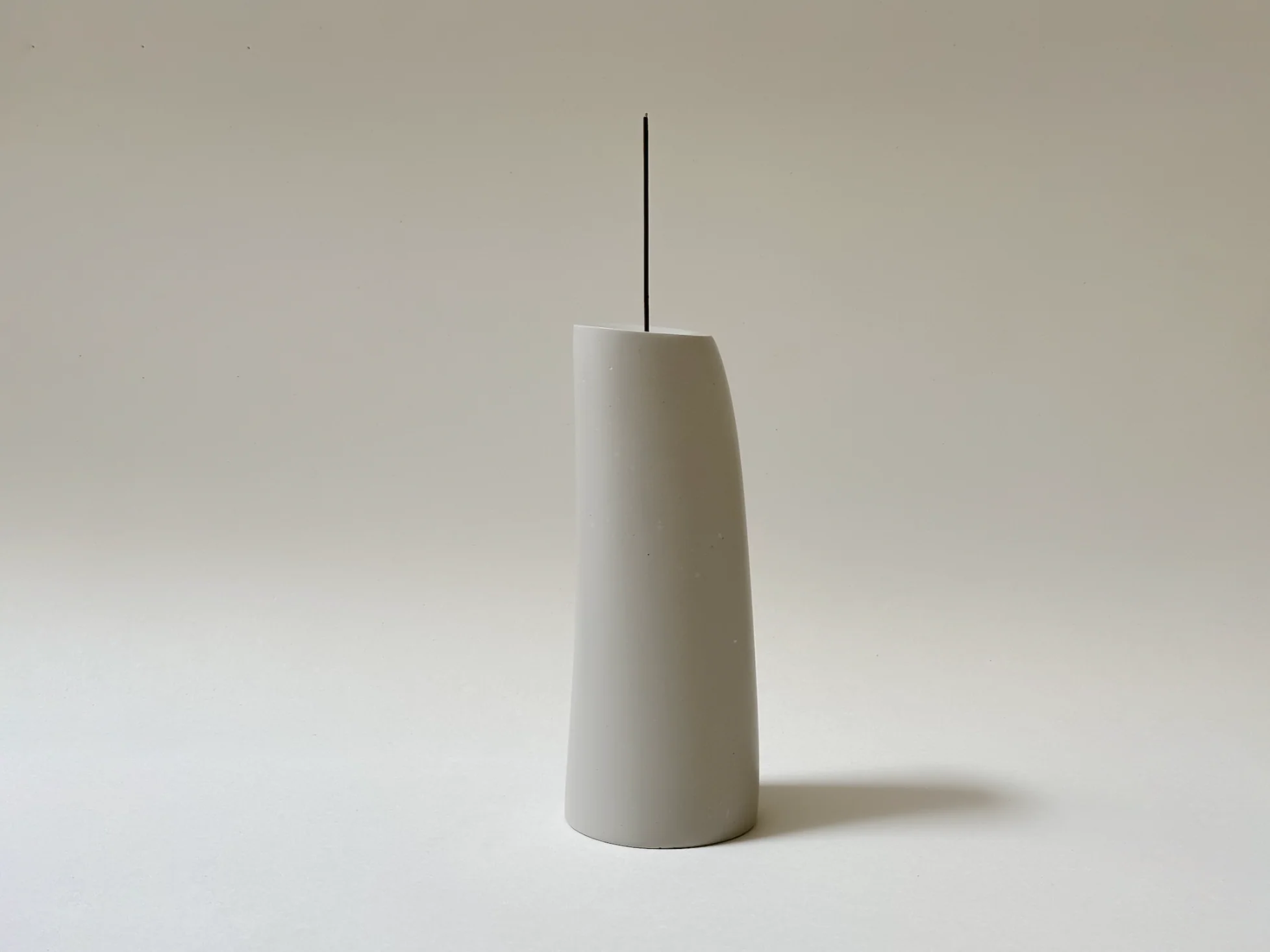 MALGARZOTA BANY TAKE INCENSE STAND / WINTER Ø3.5" x H8" - Image 5
