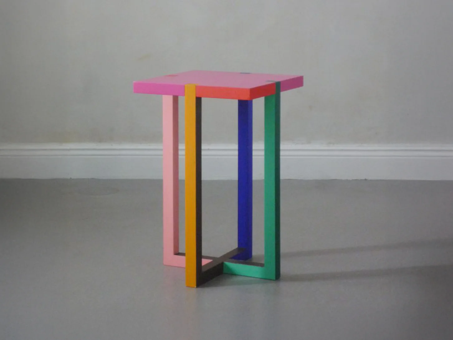 MARTIN HOLZAPFEL RALLY Z SIDE TABLE H20" x W12.5" x L12.5"