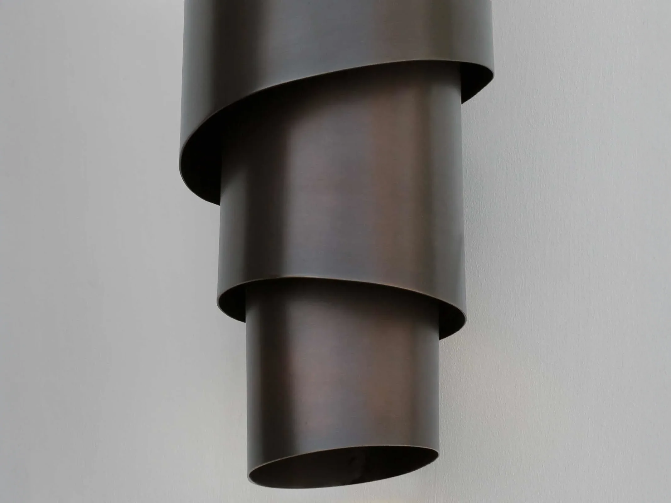 MARTIN HUXFORD CONTOUR WALL SCONCE / H15" x W5" x D6" - Image 4