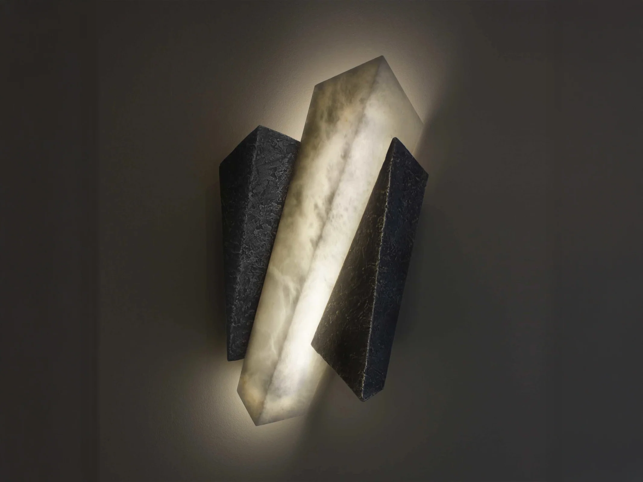 MARTIN HUXFORD EDGE ALABASTER WALL SCONCE H21.5" x W5" x D3.5" - Image 2