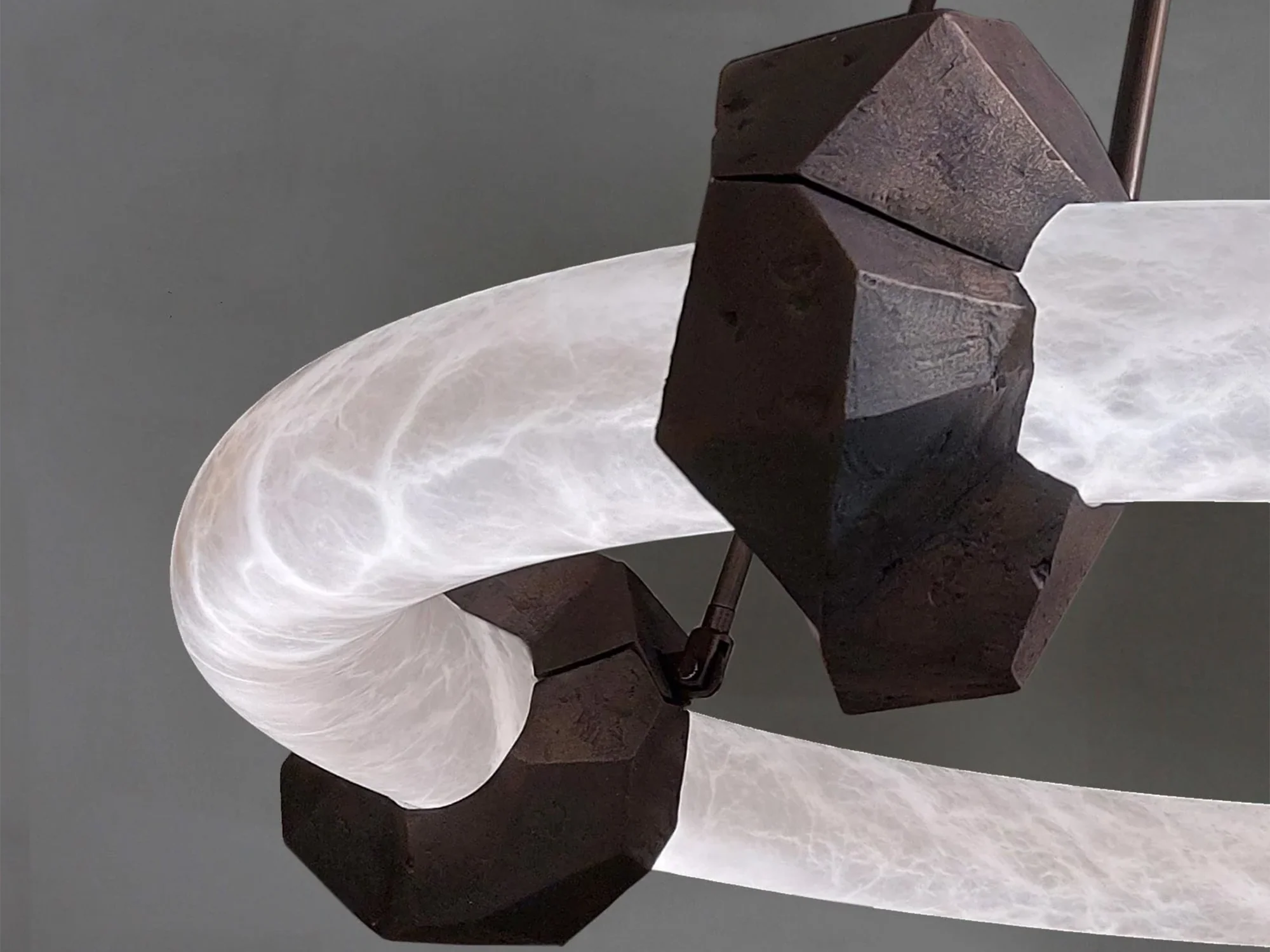 MARTIN HUXFORD FACET CHANDELIER Ø45" x H8 - Image 3