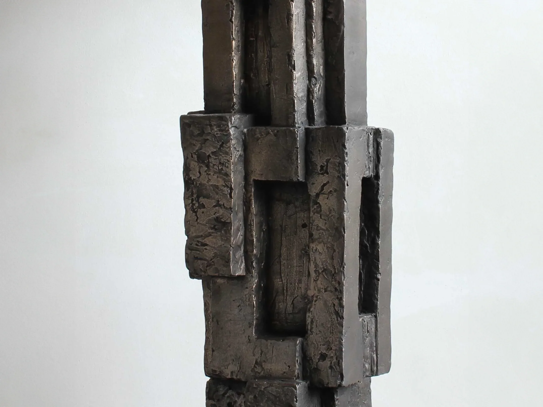 MARTIN HUXFORD TOTEM BRONZE LAMP W8" x D8" x H35.5" - Image 3
