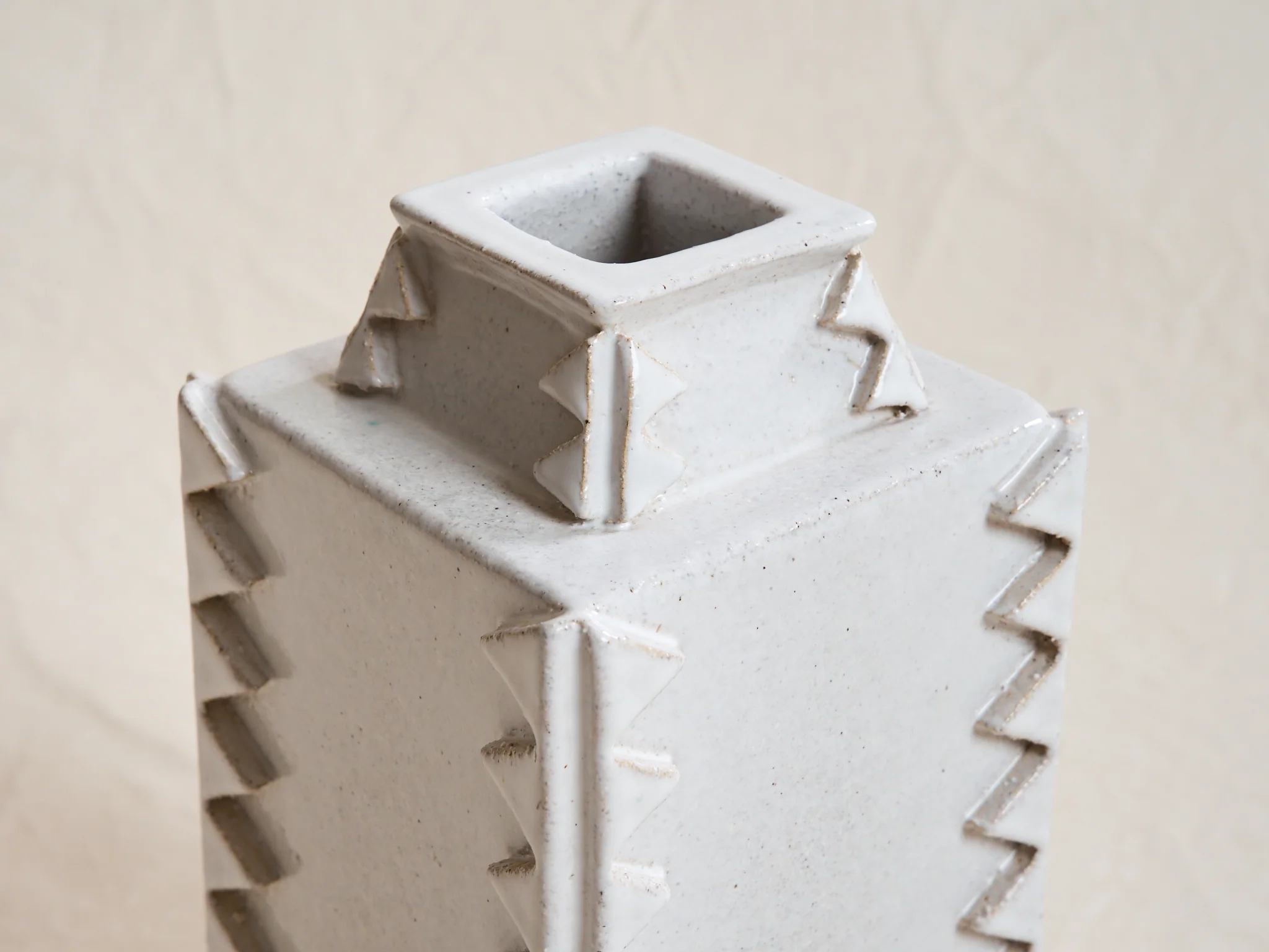 MATTHEW WARD RIC RAC VASE H13" x Ø7" - Image 2