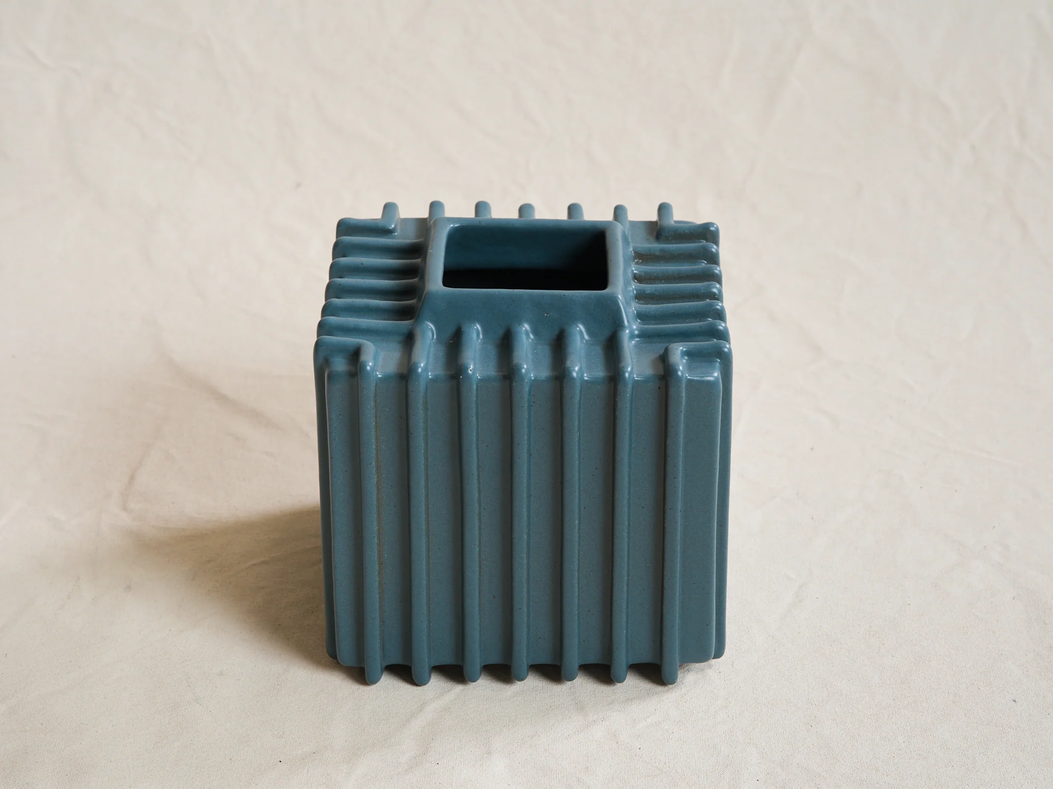 MATTHEW WARD WATERFALLS VASE NO.2 H7.75" x W7.75" x D7.75" - Image 4