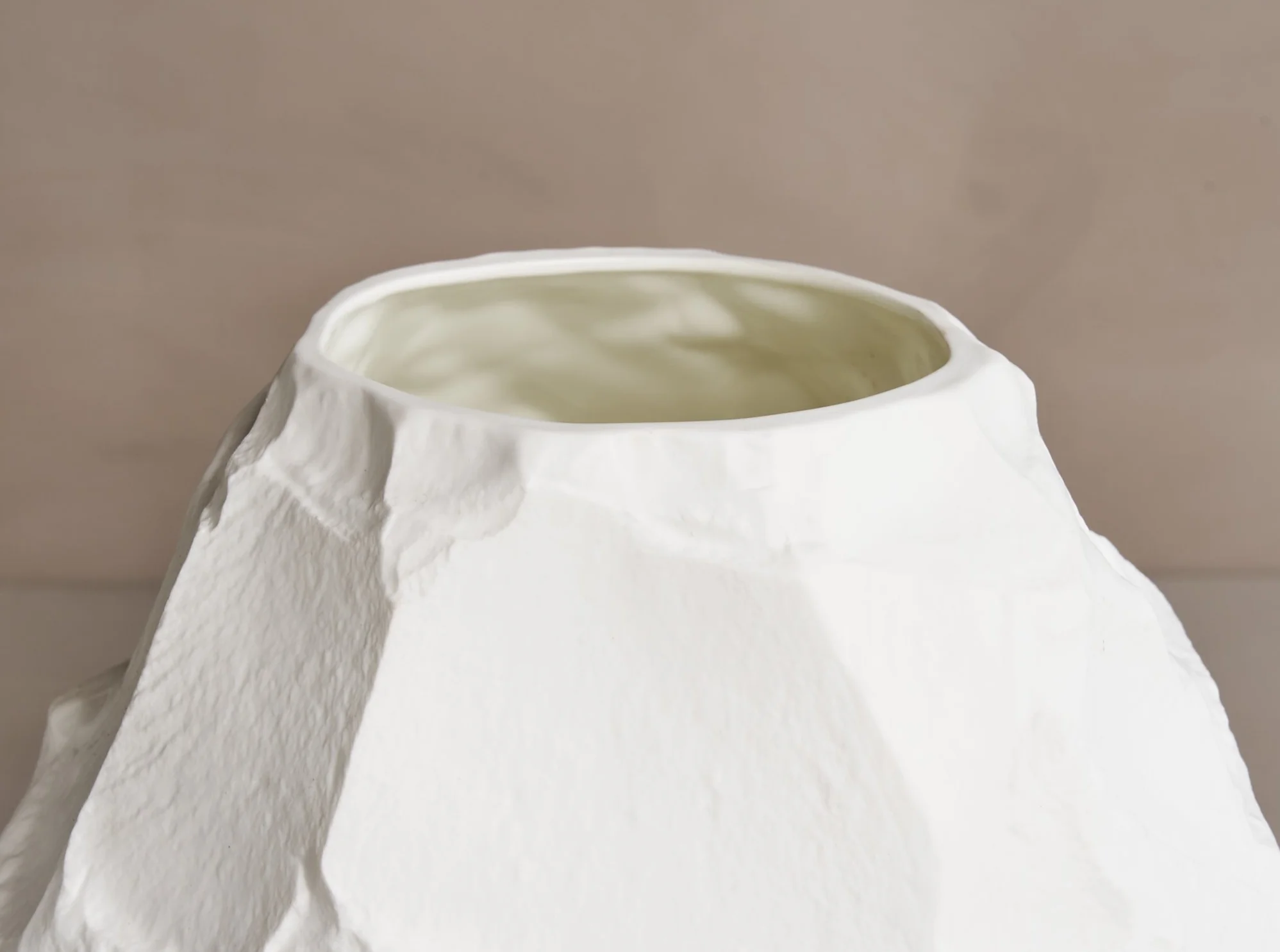 1882 LTD MAX LAMB BIG VASE LIMITED EDITION  Ø11" x H15" - Image 2
