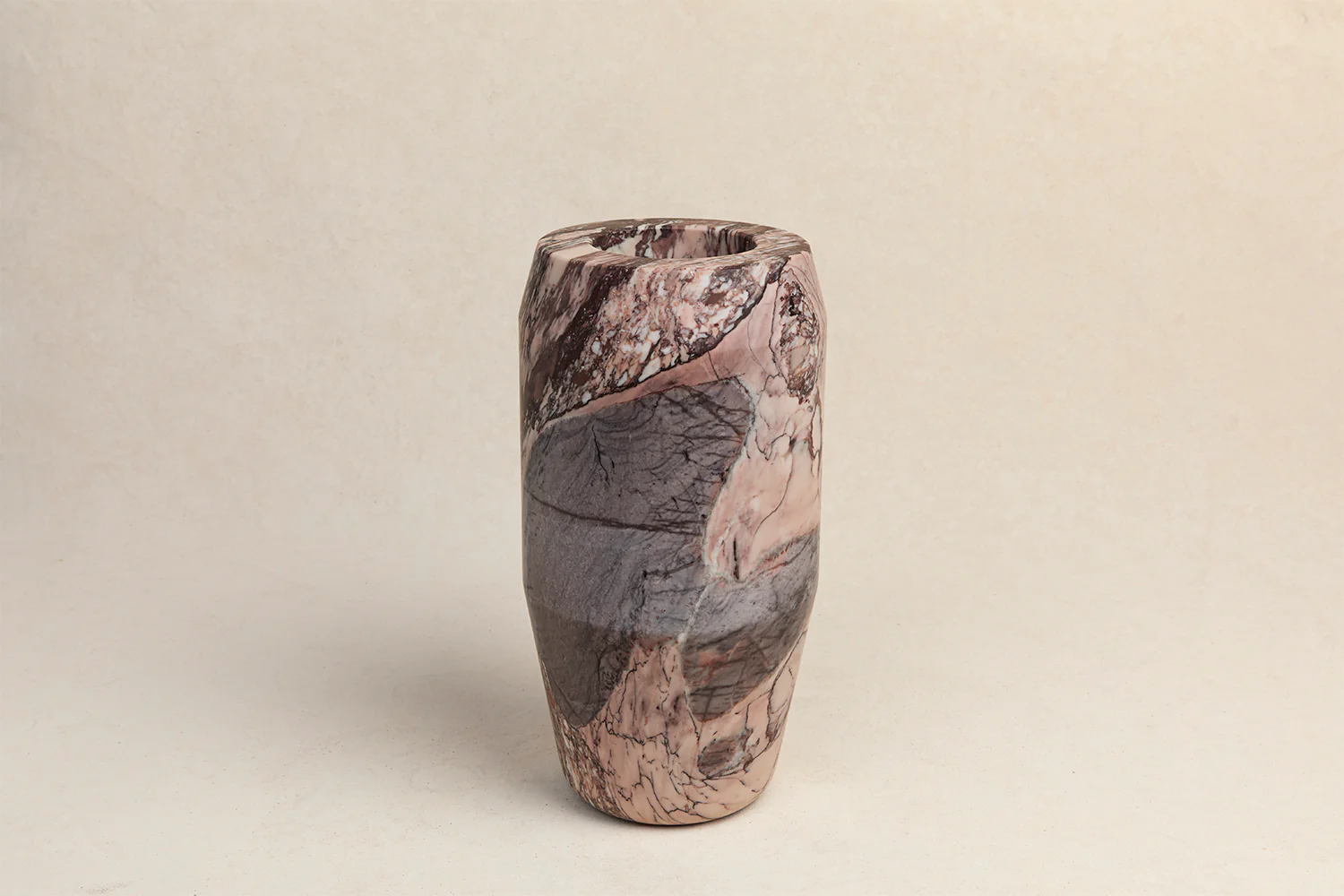 MICHAËL VERHEYDEN AMFORA VASE SMALL / CALACATTA VIOLA H13" x Ø6.5" - Image 2