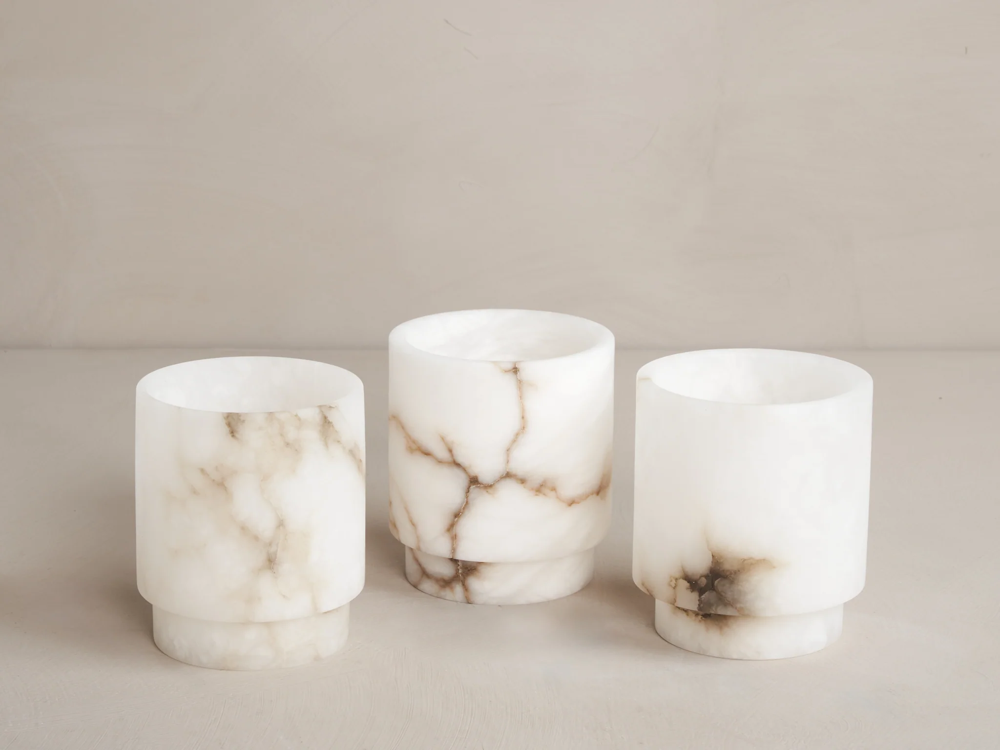 MICHAËL VERHEYDEN TEA LIGHT MEDIUM / ALABASTER WHITE Ø4.25” x H5”