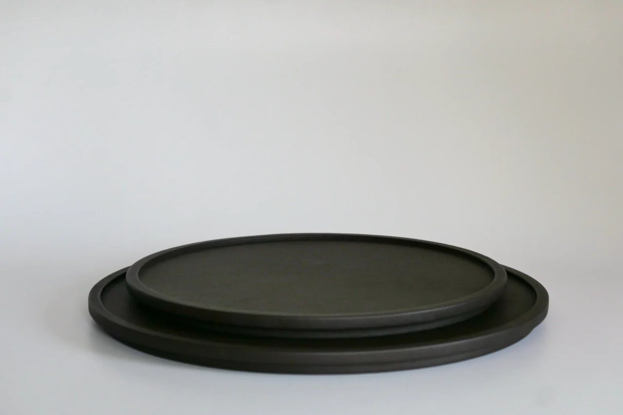 MICHAËL VERHEYDEN RONDO LEATHER TRAY / XL Ø23" x H1.2" - Image 4