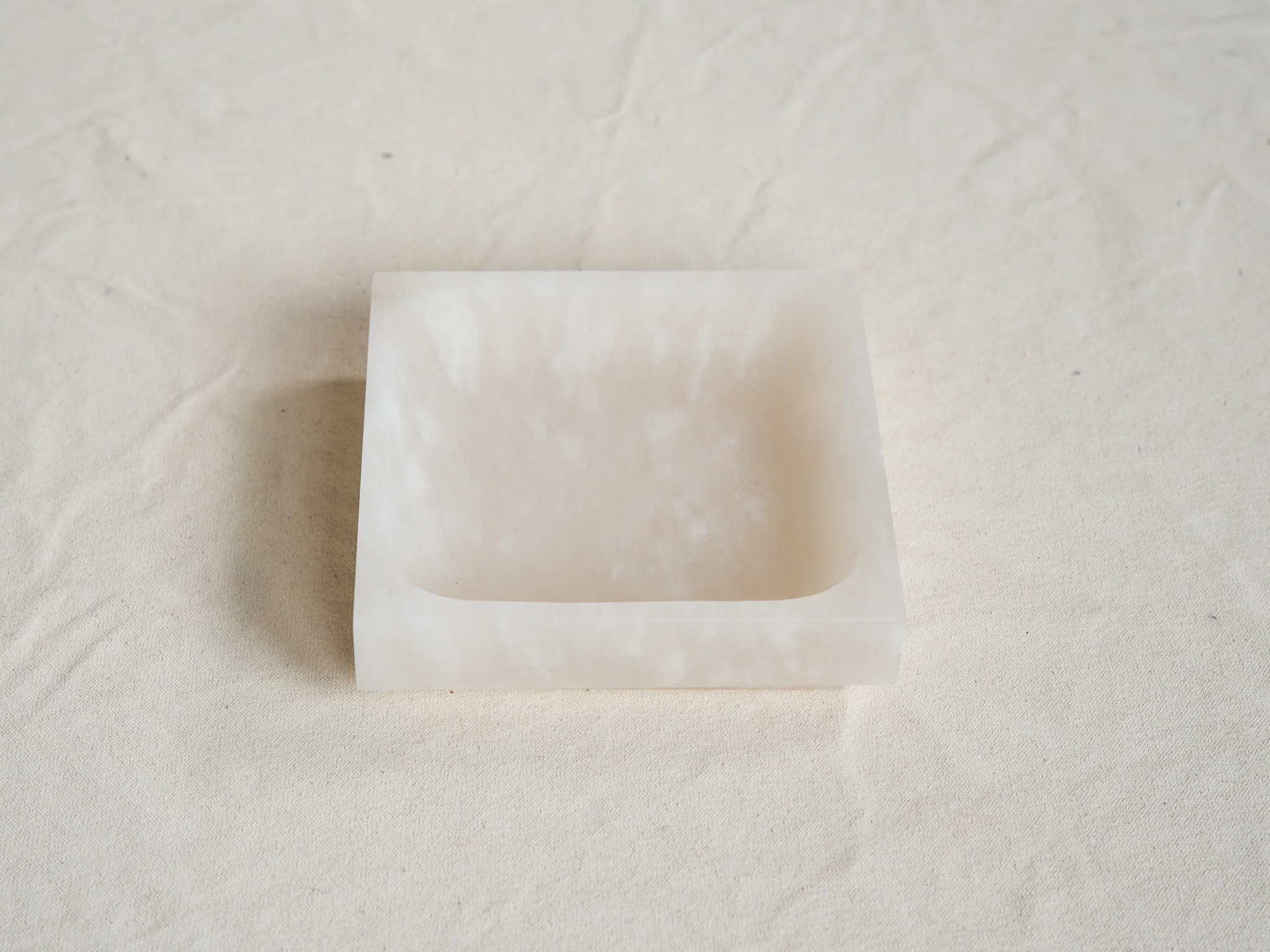 MICHAËL VERHEYDEN SQUARE TRAY SMALL / ALABASTER WHITE L6” x W6" x H1.5”
