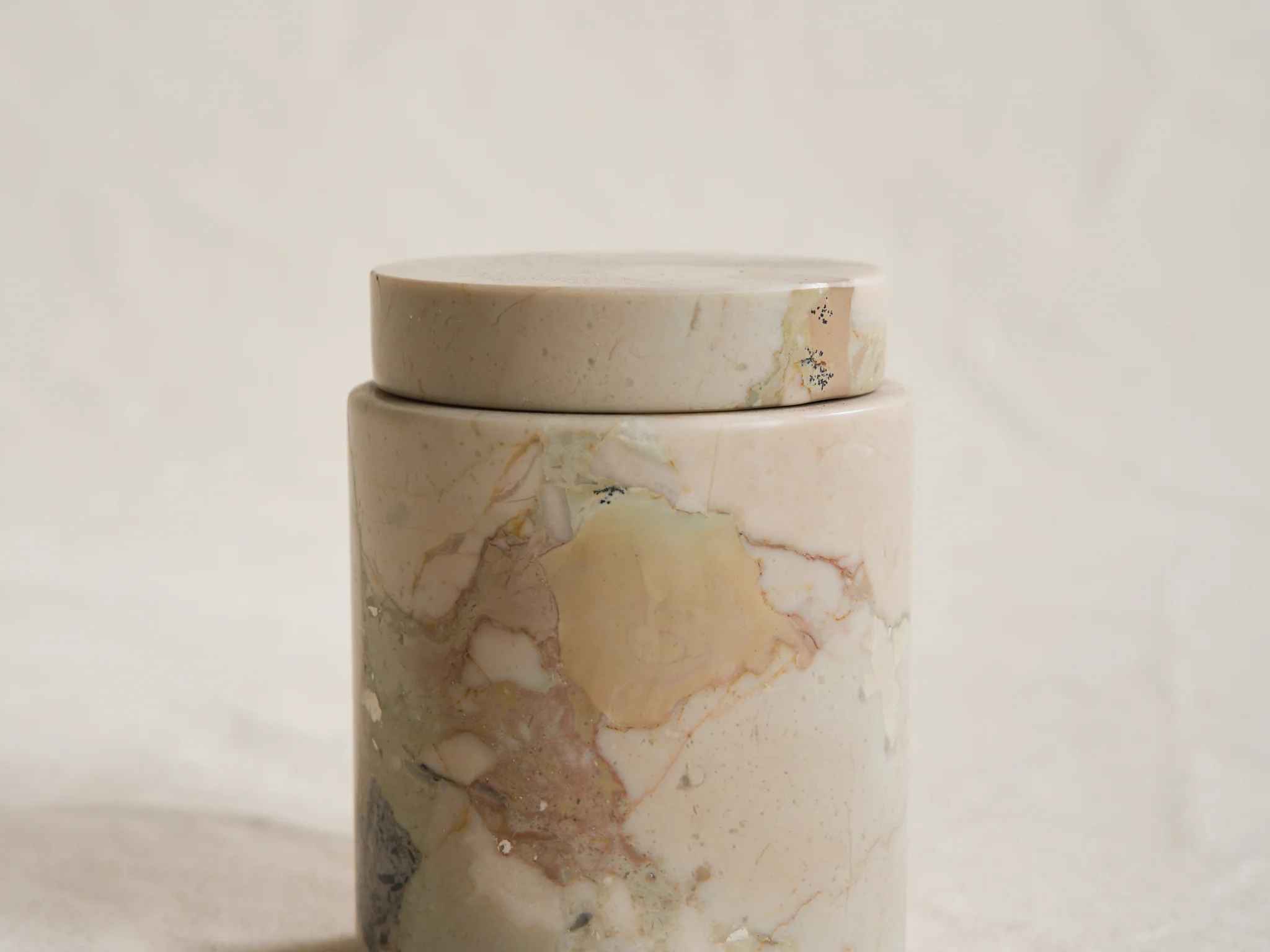MICHAËL VERHEYDEN SMALL CONTAINER / BRECCIA ROMANA Ø3.25” x H3.75” - Image 4