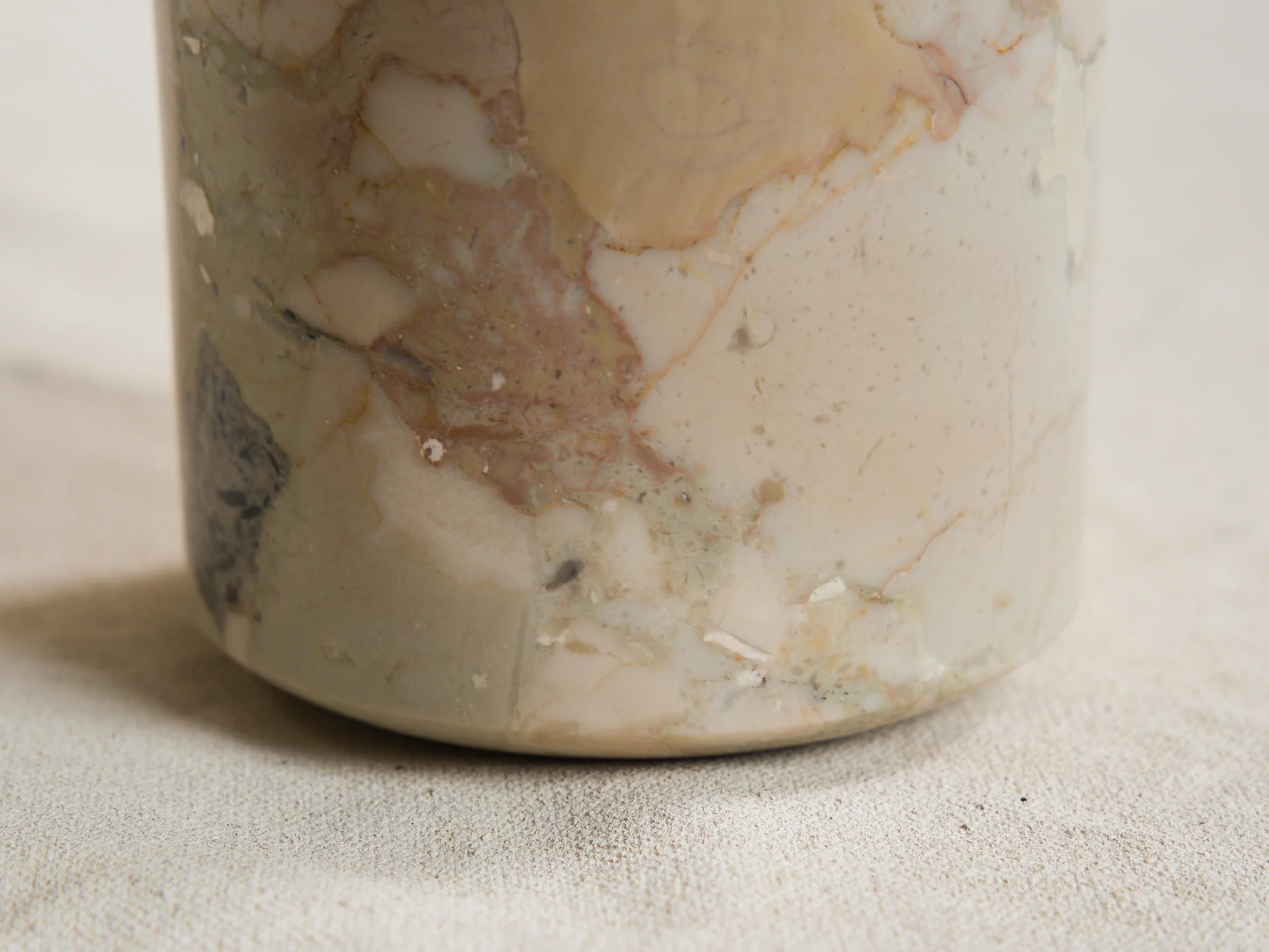 MICHAËL VERHEYDEN SMALL CONTAINER / BRECCIA ROMANA Ø3.25” x H3.75” - Image 5