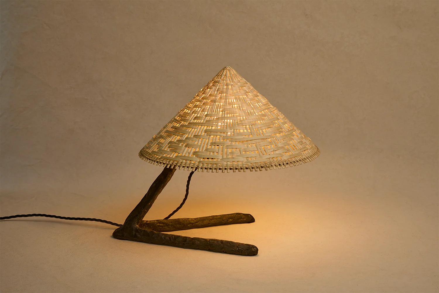 MICHAËL VERHEYDEN TIBU TABLE LAMP / RATTAN 13.7" x 13.7" - Image 2