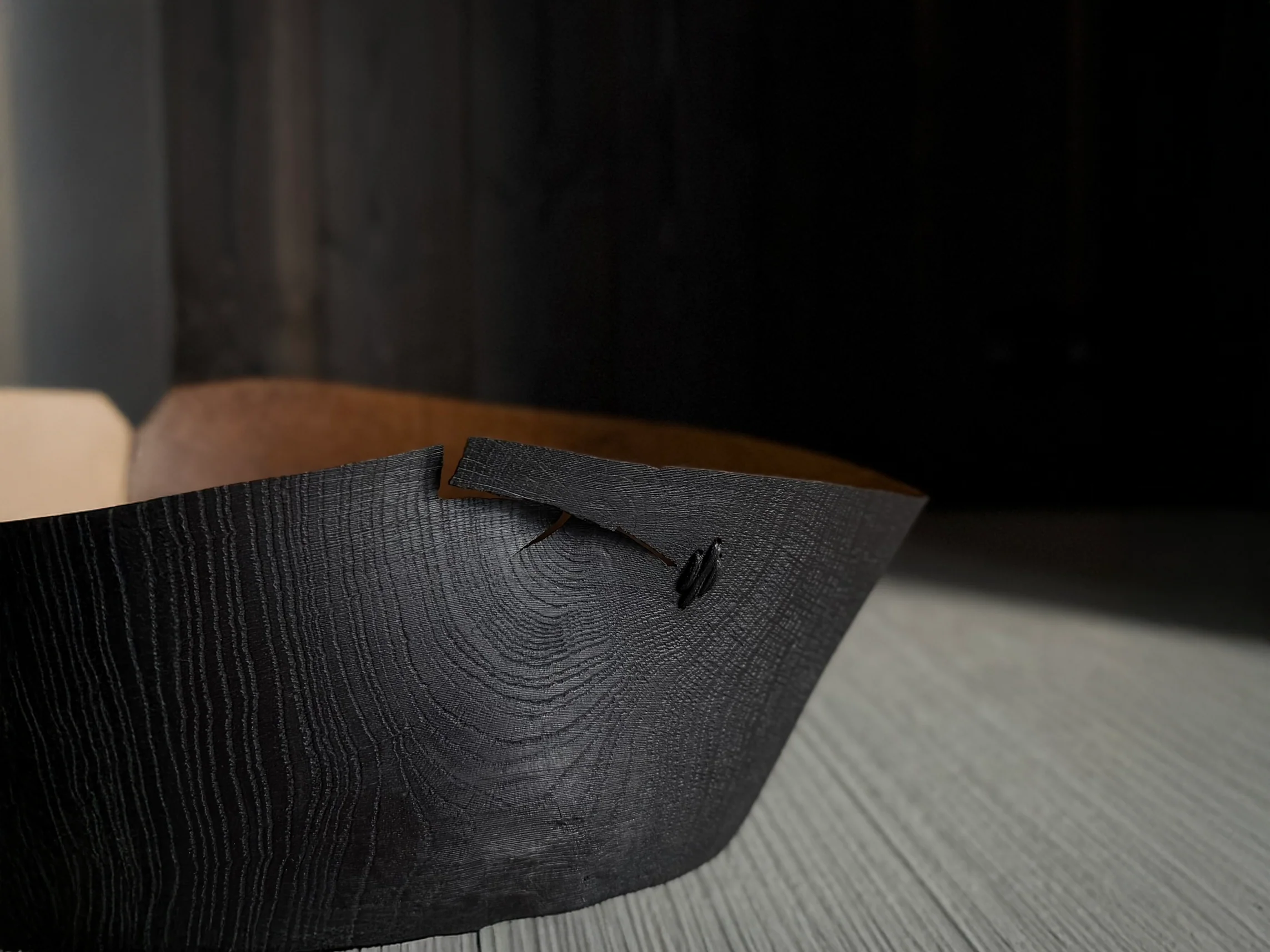 MOSS STUDIO EBONIZED BOWL LIO.16 Ø16.54“ x H5.51“ - Image 2
