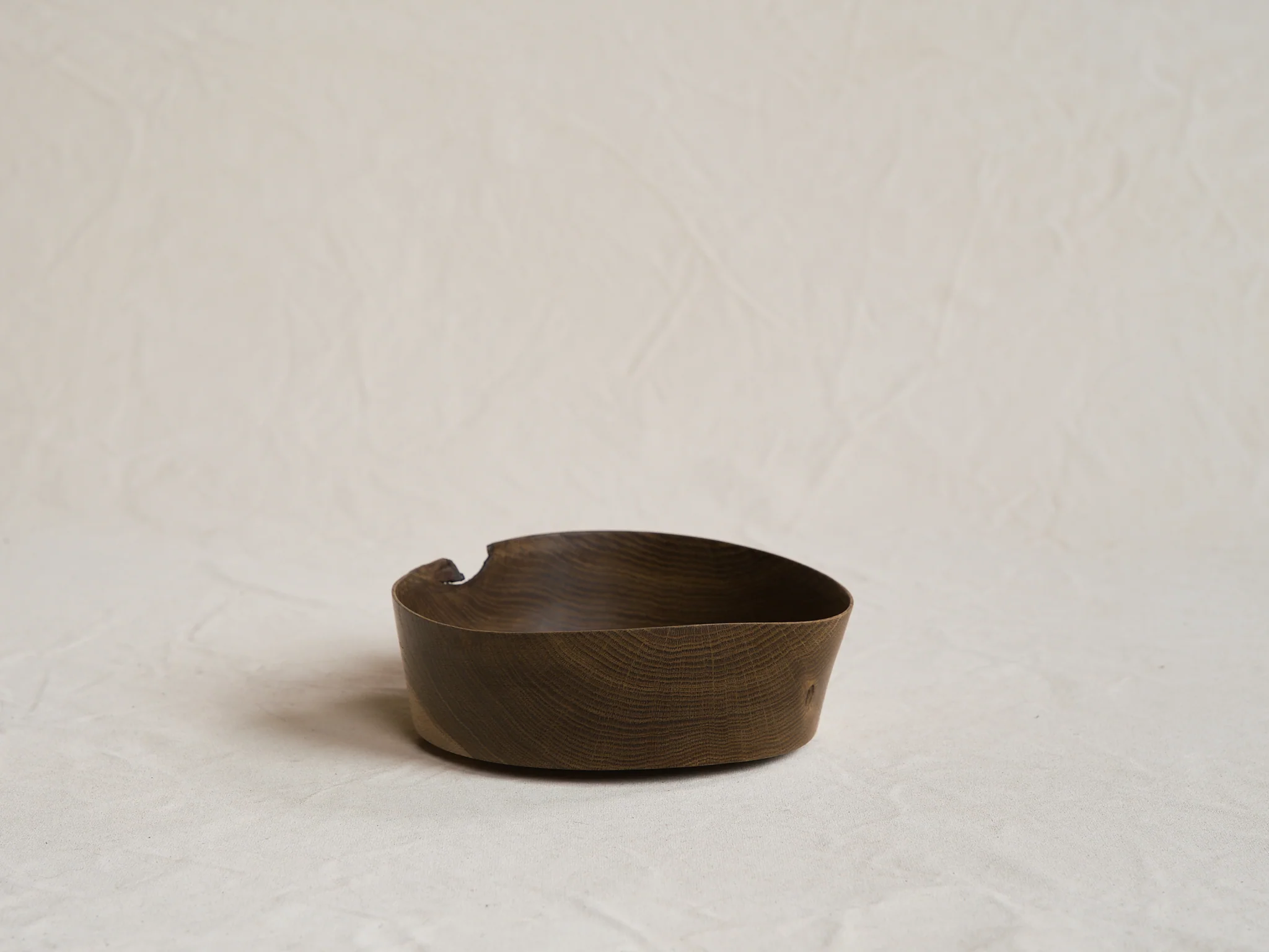 MOSS STUDIO SHALLOW BOWL OLF.08 Ă9.5" x H3.5"