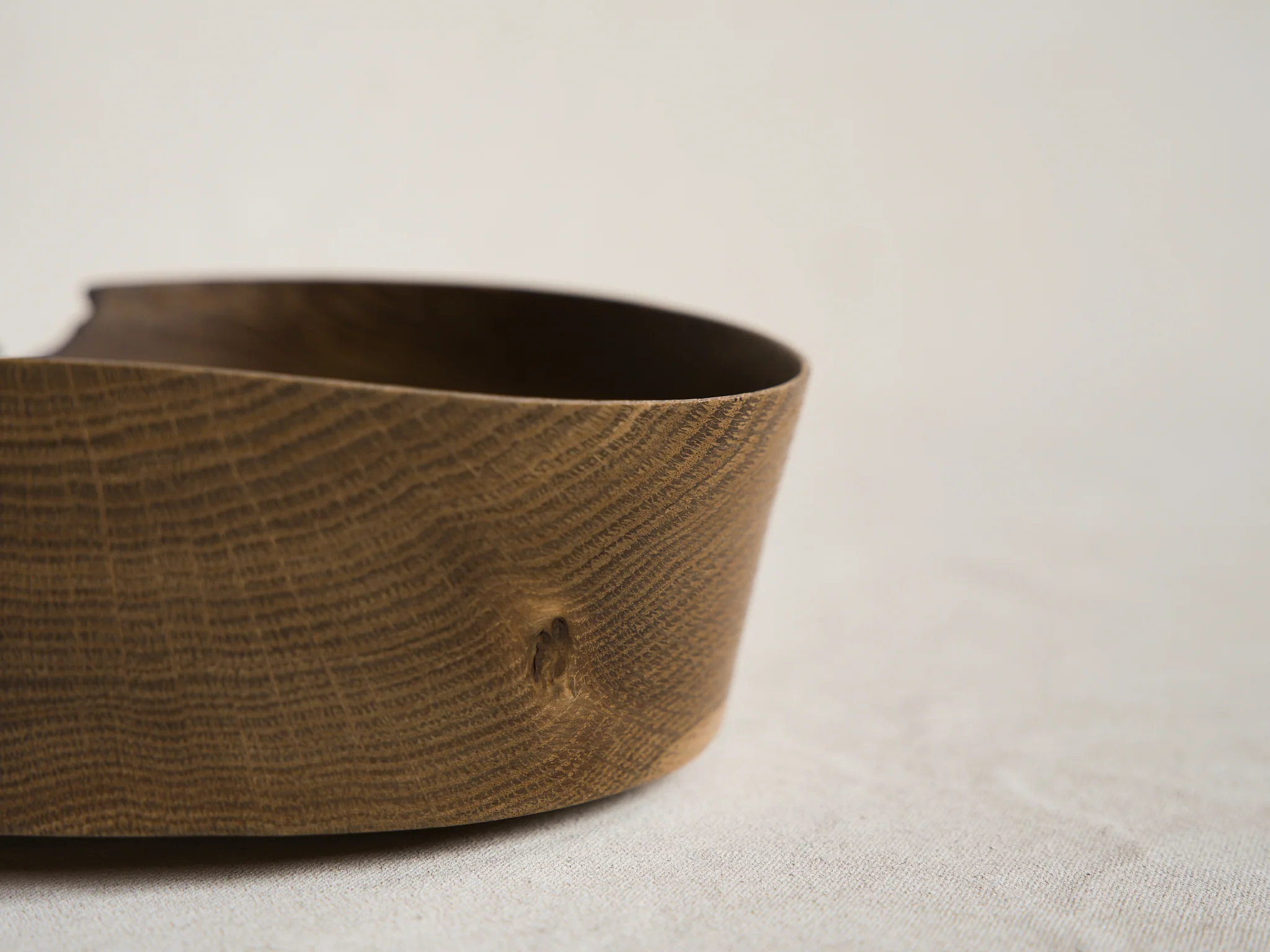 MOSS STUDIO SHALLOW BOWL OLF.08 Ă9.5" x H3.5" - Image 5