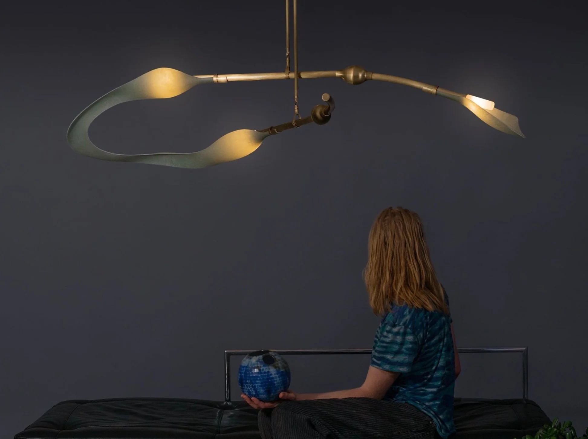 ANDREA CLAIRE STUDIO PISCES THE MCTAVISH CHANDELIER - Image 3