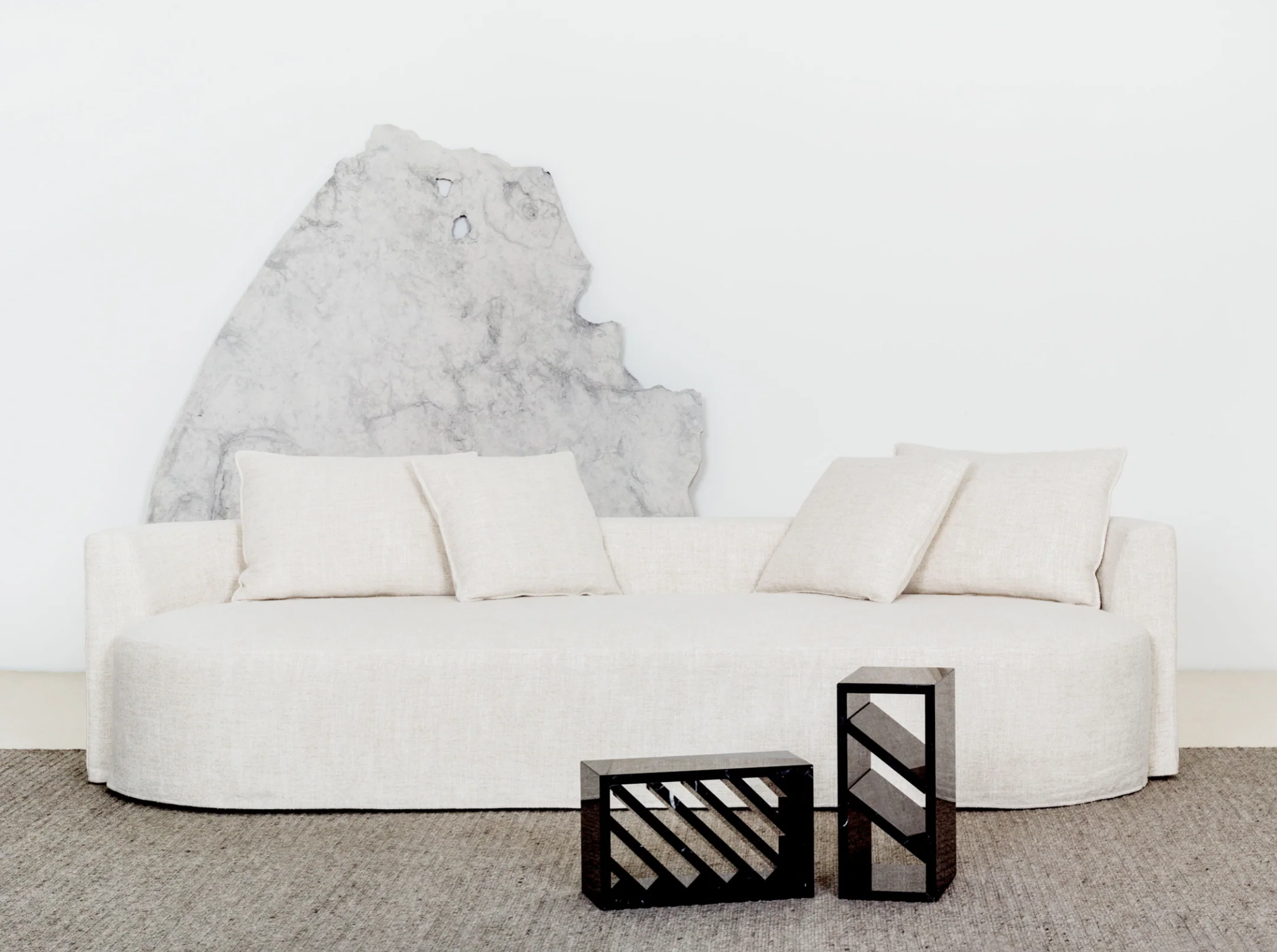 COLLECTION PARTICULIÈRE NOS SOFA L102.4" x D35.4" x H23.6" x SH15"