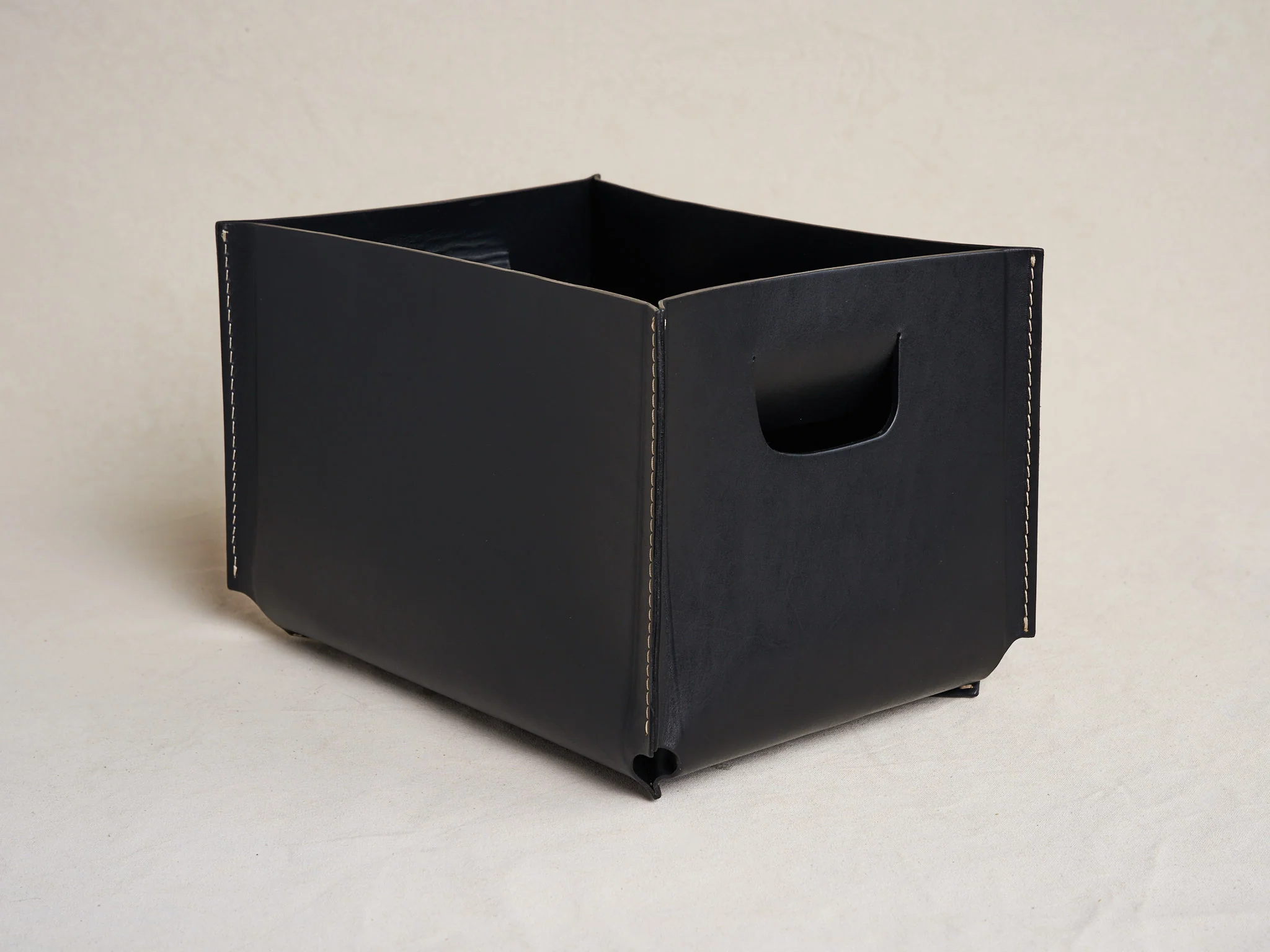 OSCAR MASCHERA TONY SMALL RECTANGLE LEATHER BASKET / BLACK L12" x W9" x H7.5”