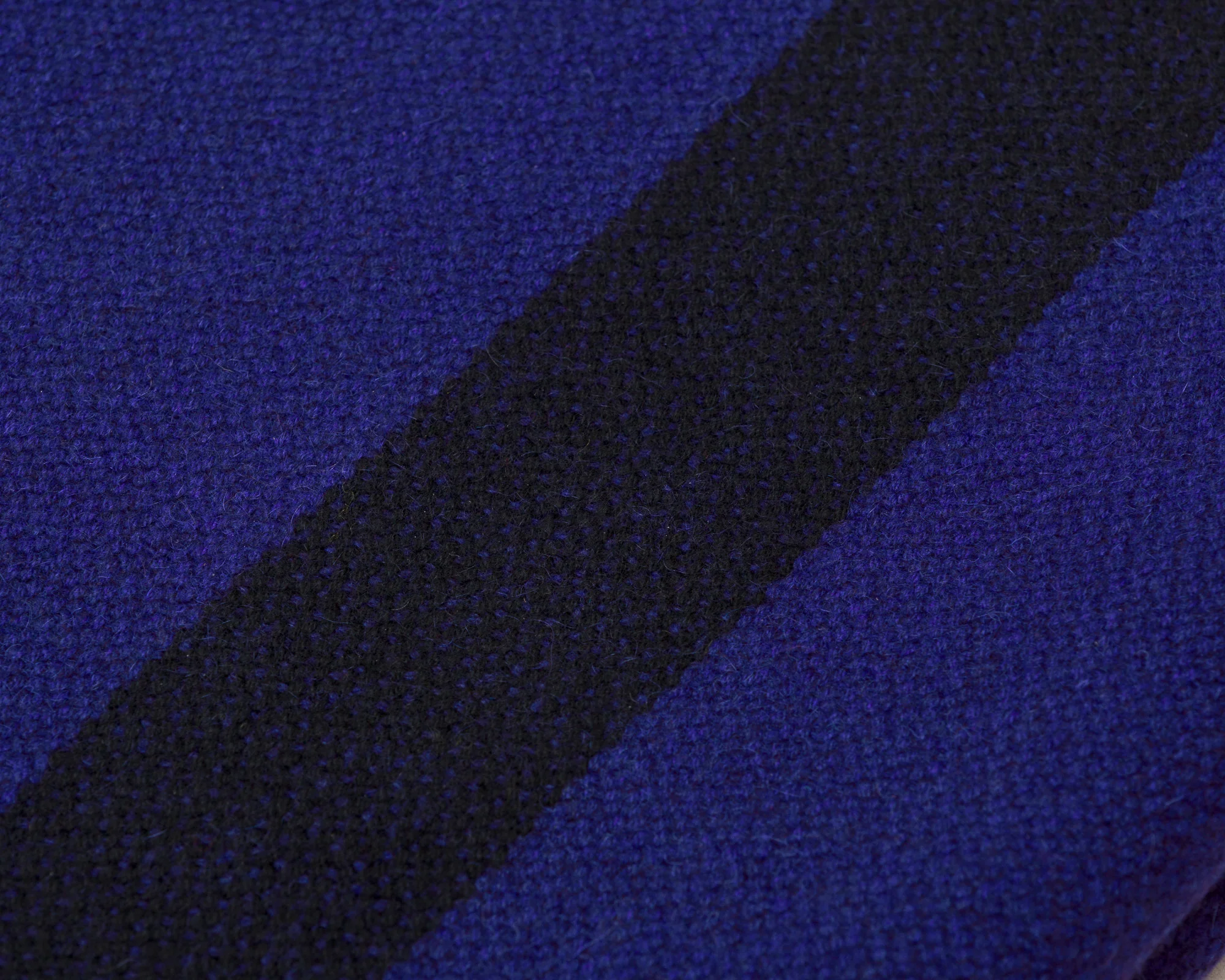 OTHERWAYS BLUE-VIOLET YAK THROW L78" x W58.5" - Image 4