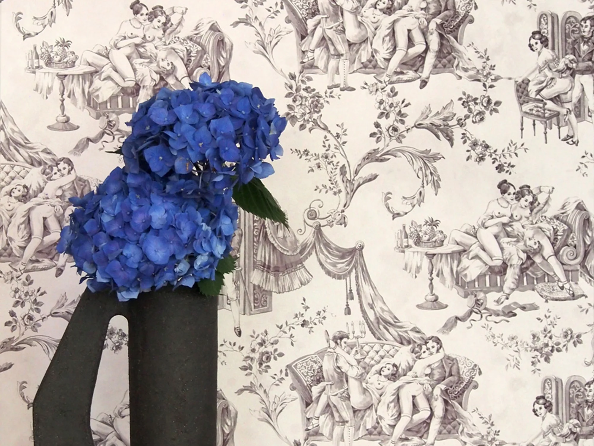 PASCALE RISBOURG EROTIC TOILE DE JOUY WALLPAPER - Image 6