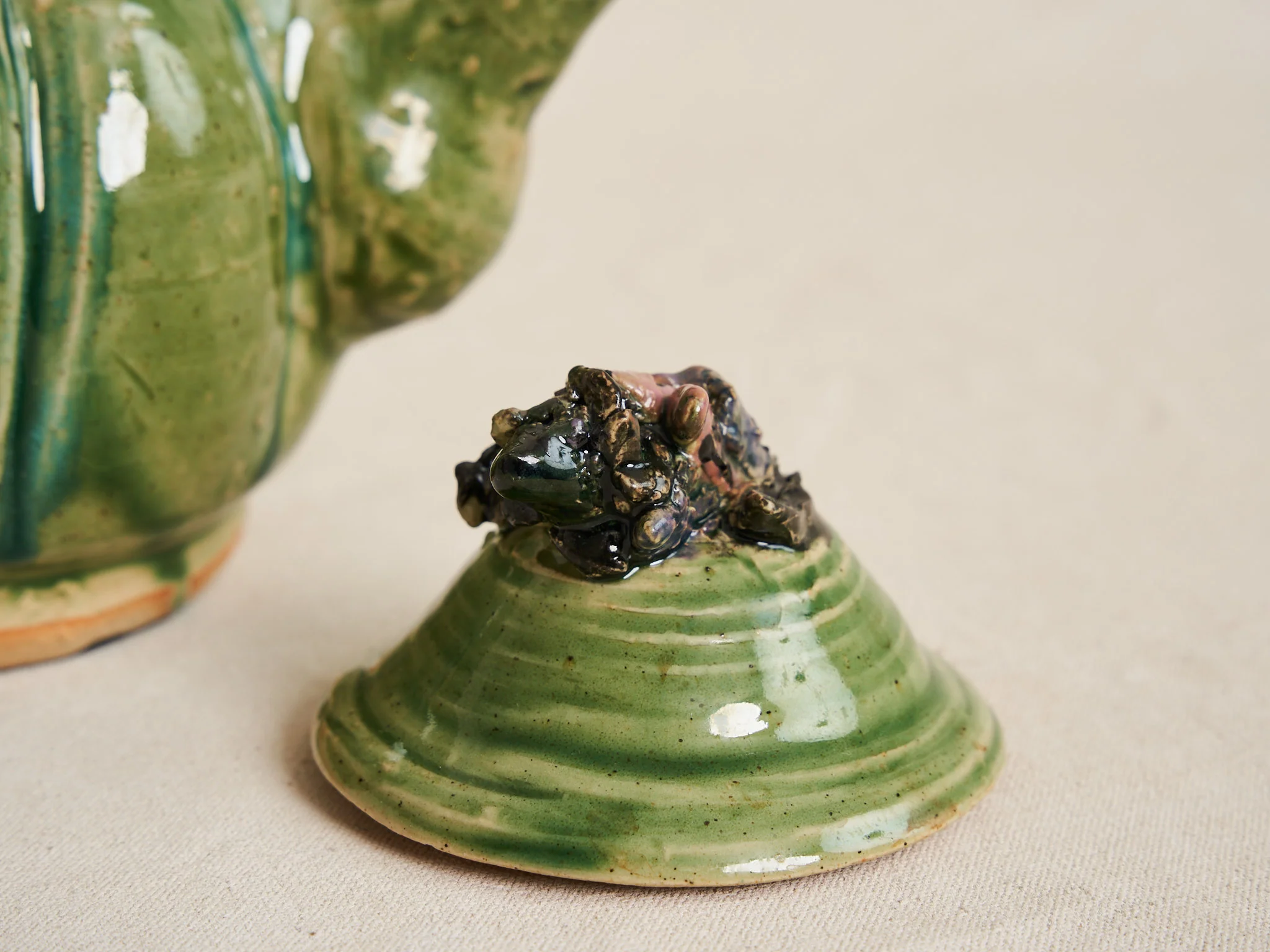 PAT SCHOENFELD TEAPOT WITH FROG Ø6" x H8" - Image 5